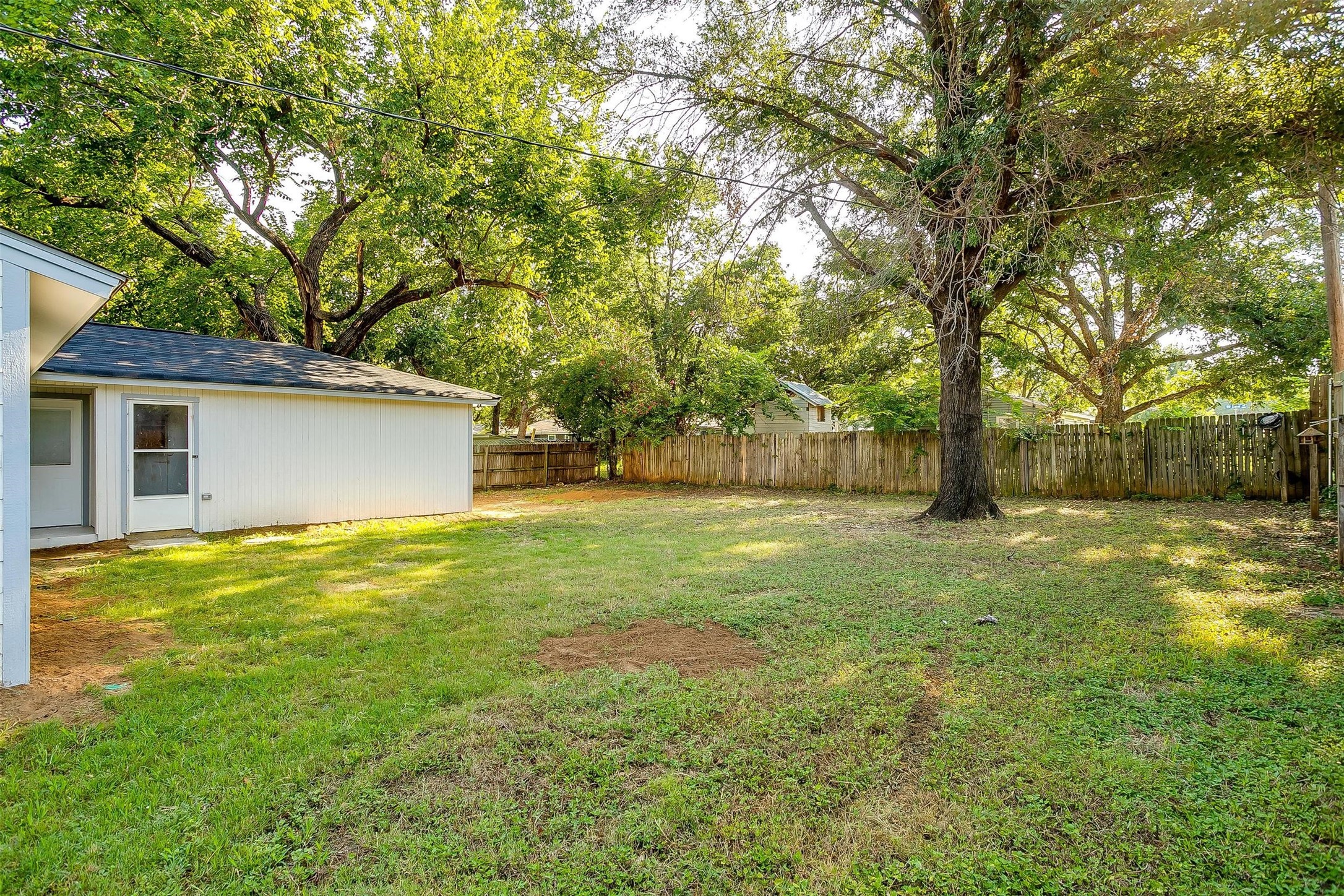 1827 Alan A Dale Road