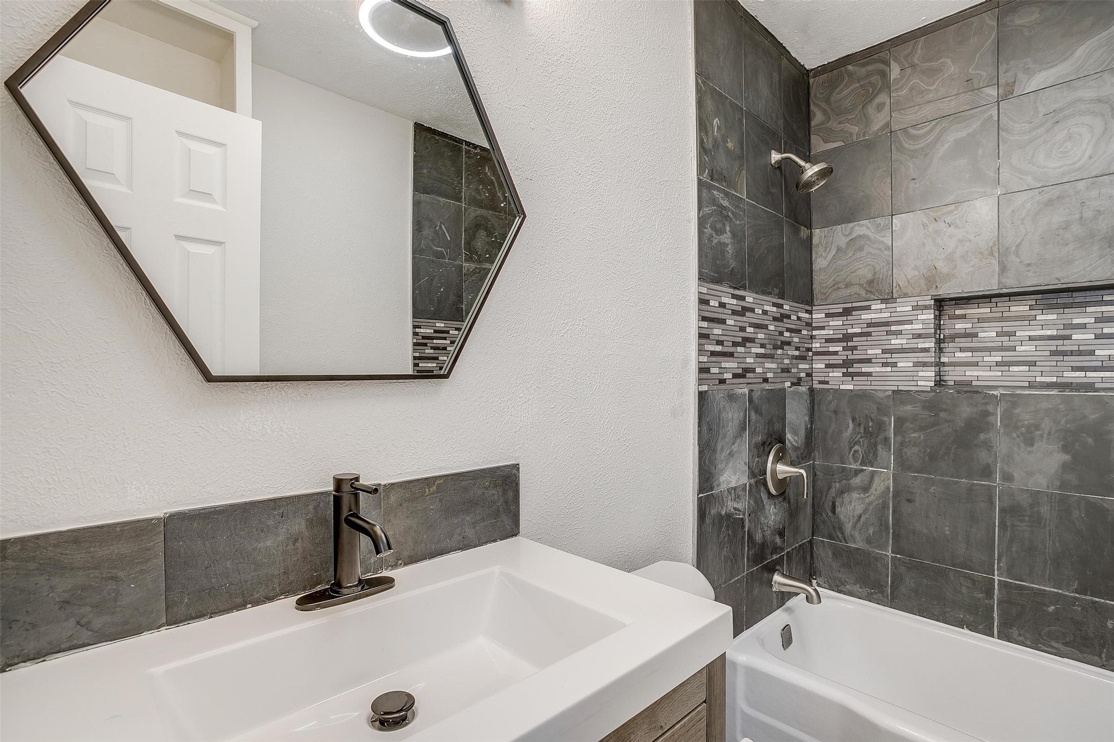 1827 Alan A Dale Road