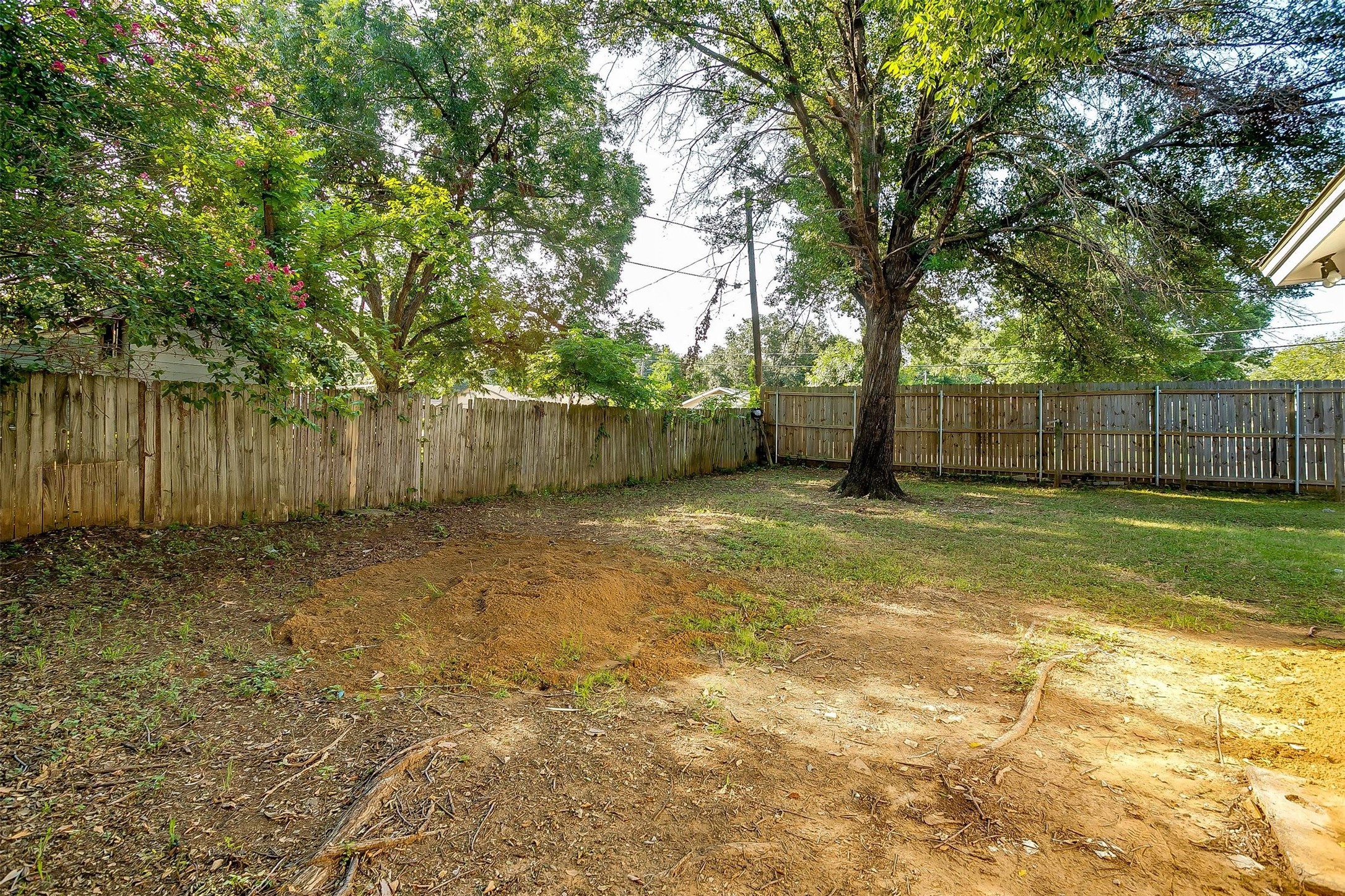 1827 Alan A Dale Road