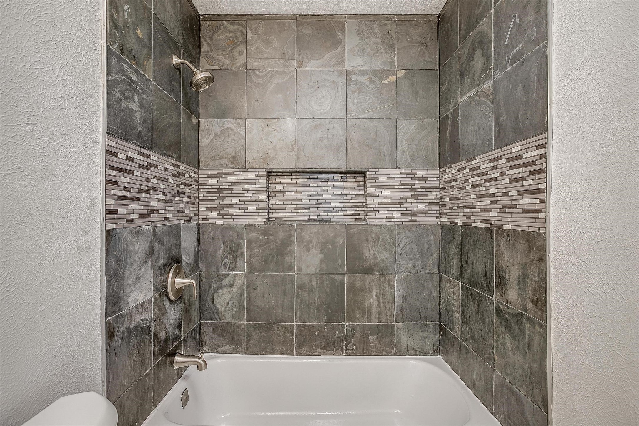 1827 Alan A Dale Road