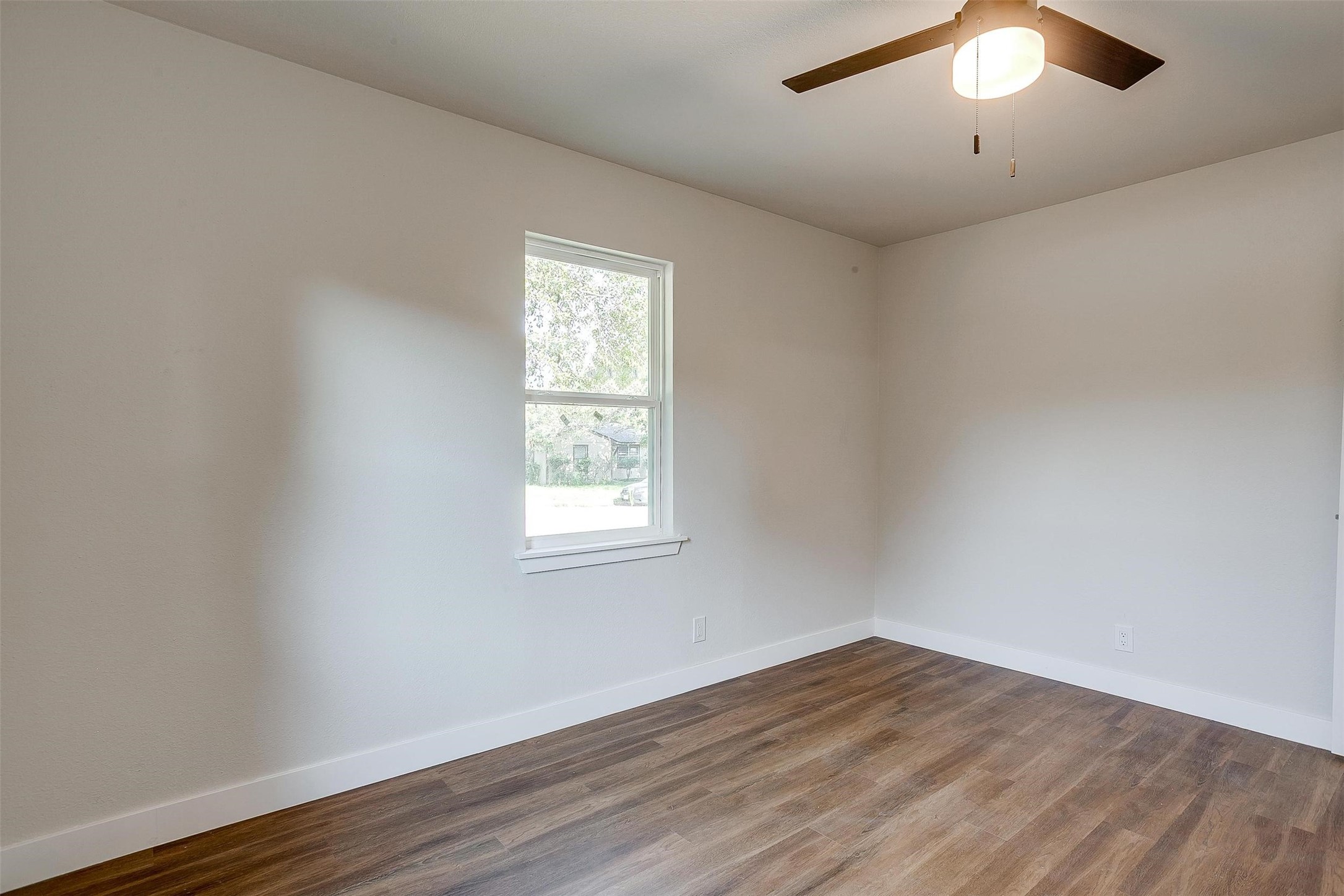 1827 Alan A Dale Road