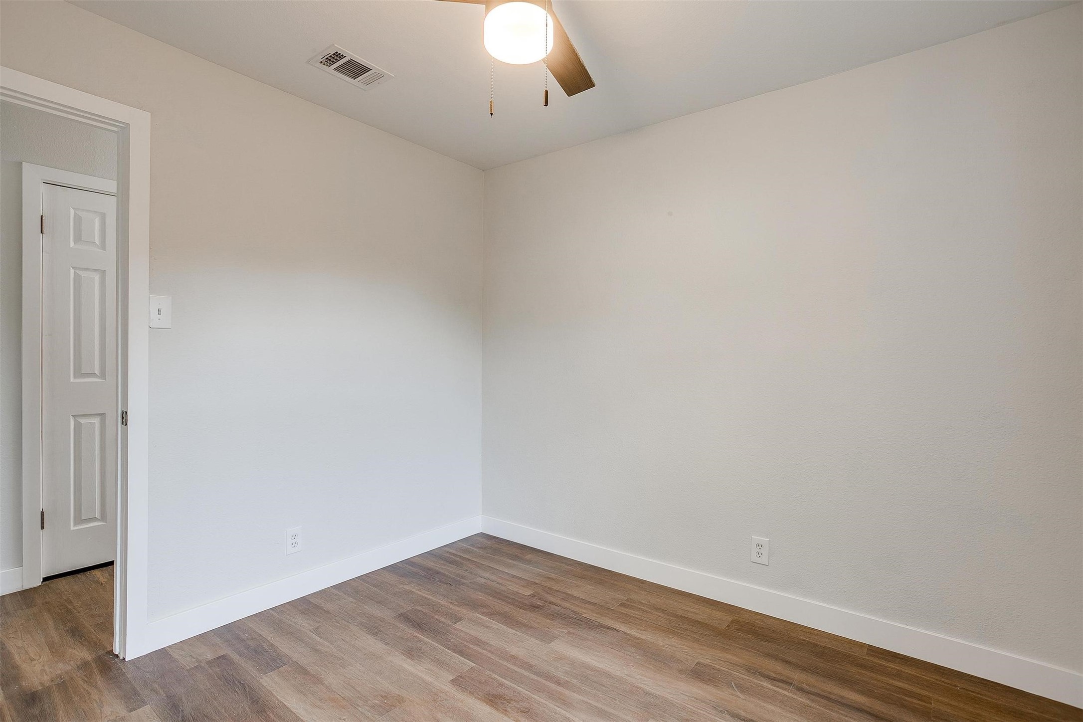 1827 Alan A Dale Road