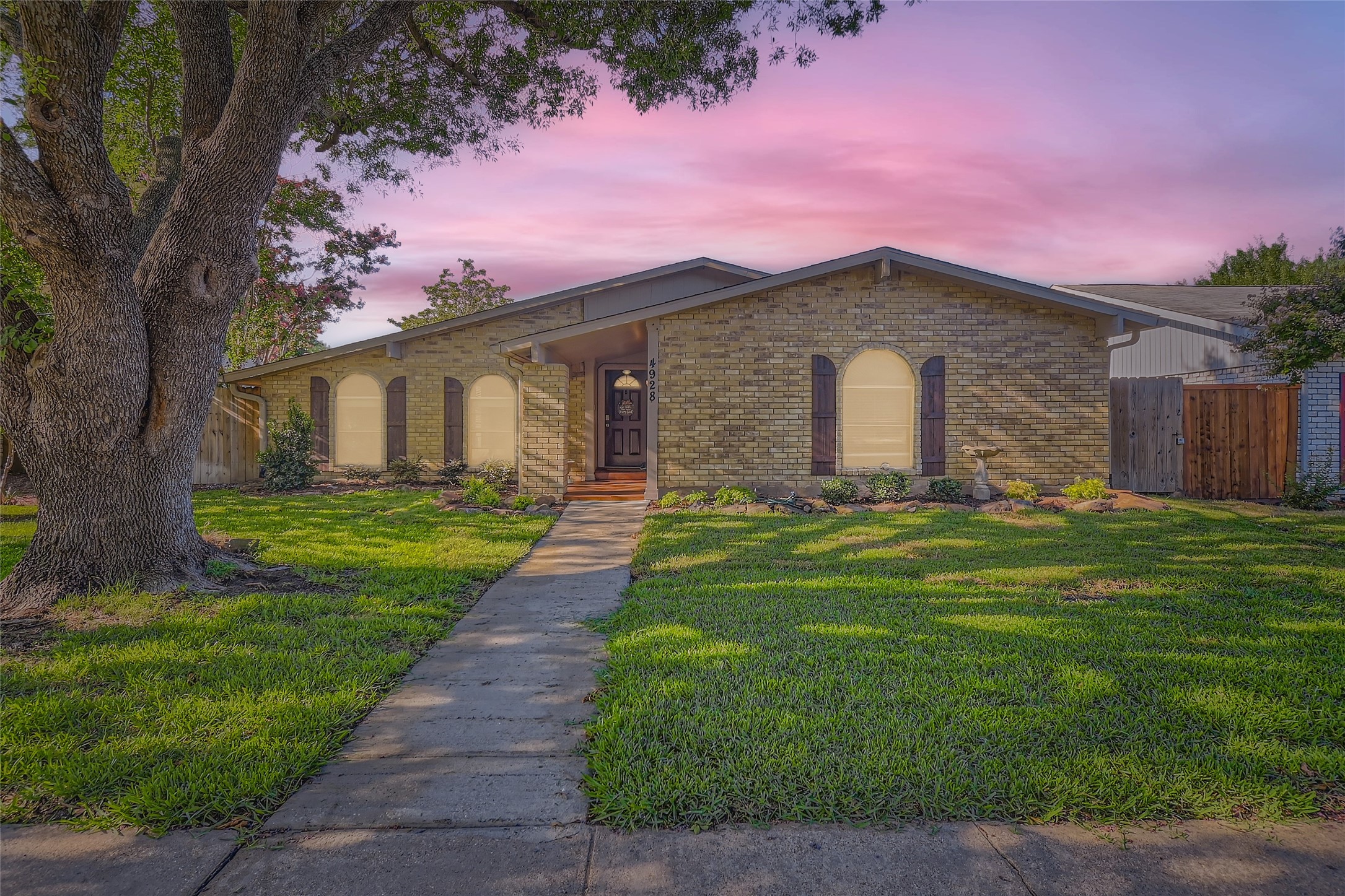4928 Crawford Drive