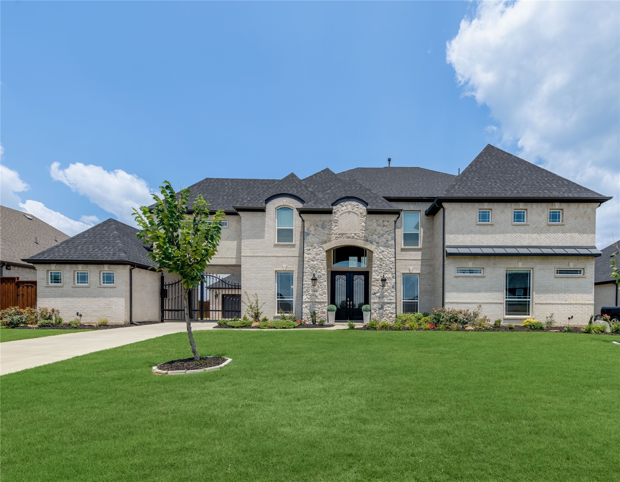 504 Lyon Crest Drive