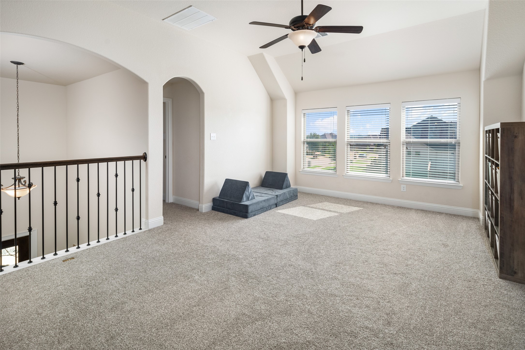 216 Village Creek Drive