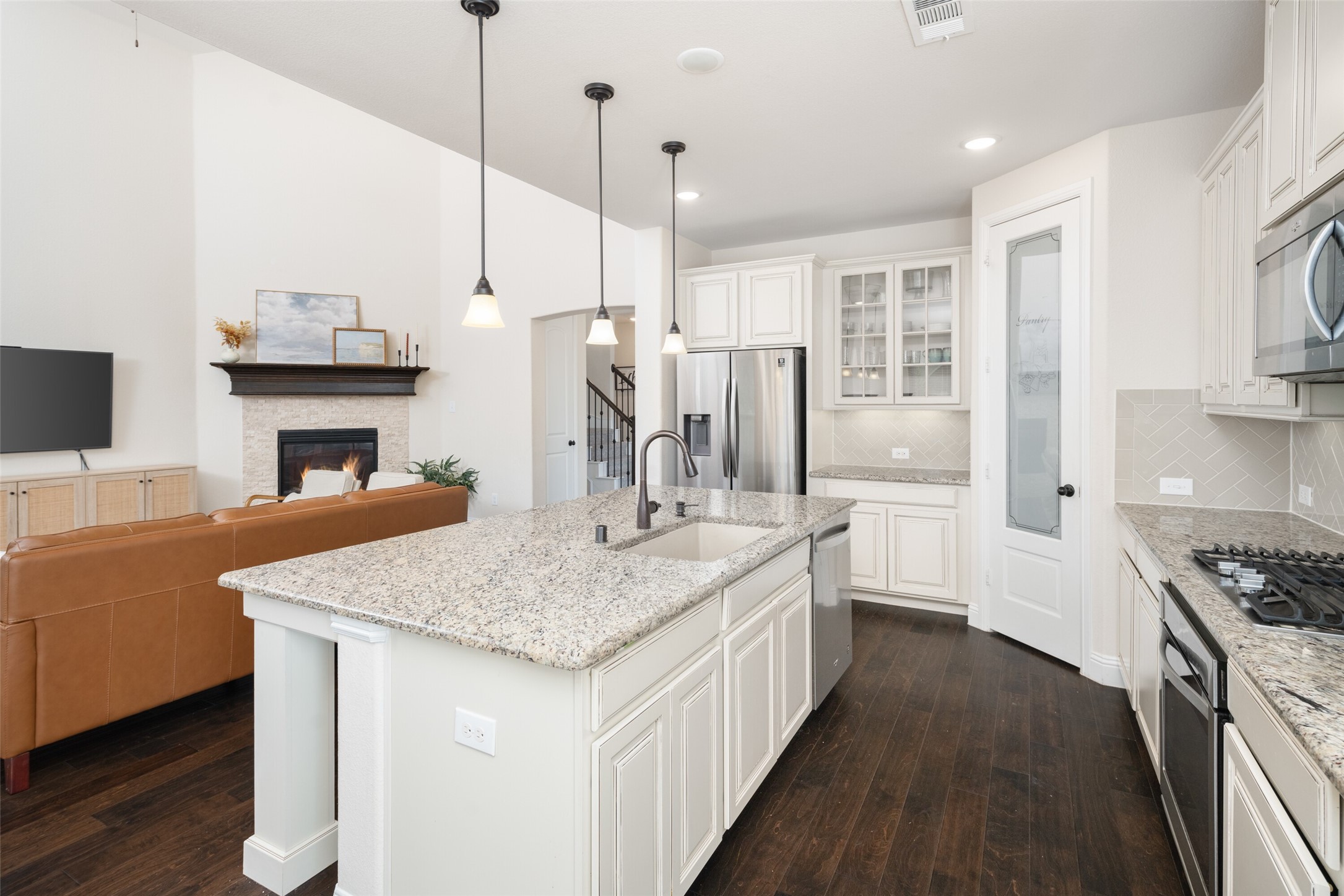 216 Village Creek Drive