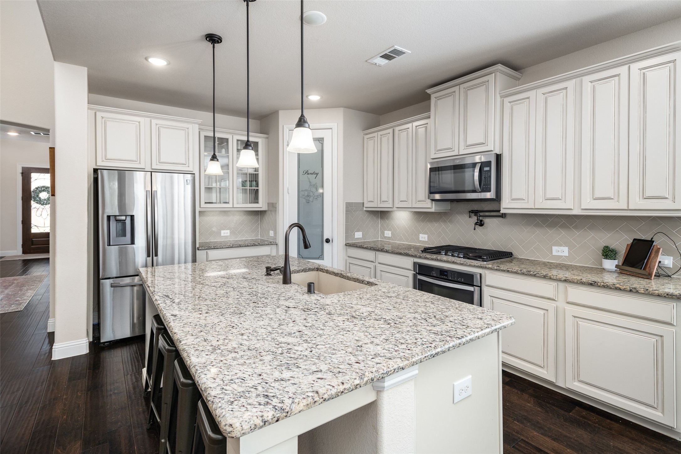 216 Village Creek Drive