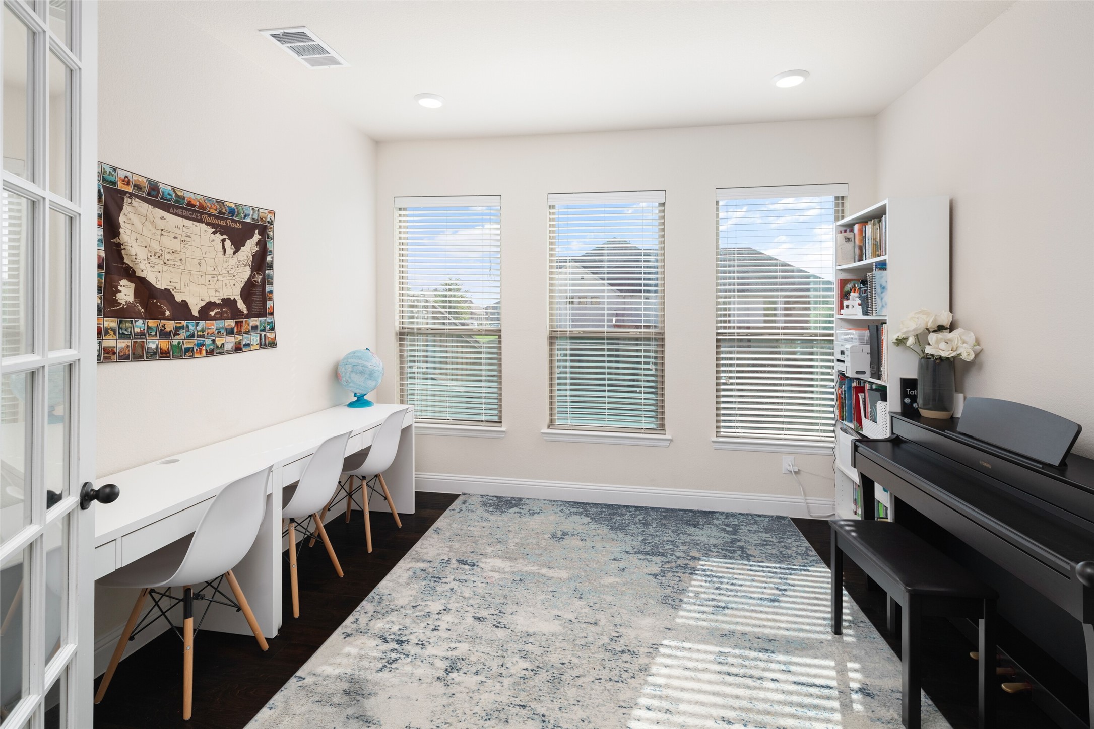 216 Village Creek Drive