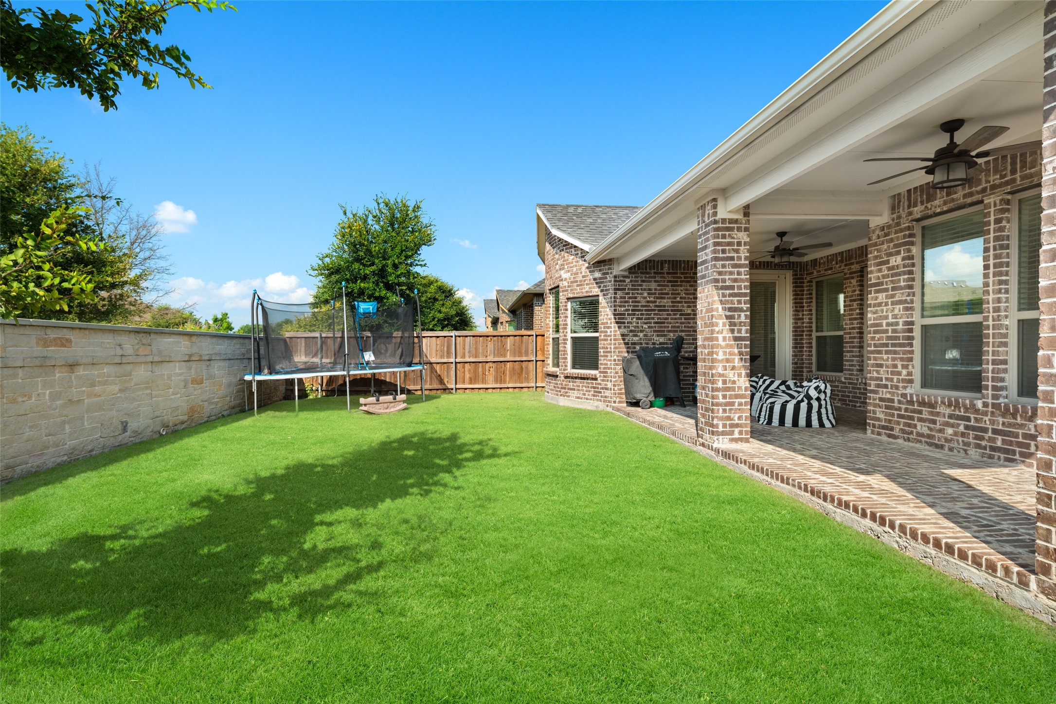 216 Village Creek Drive