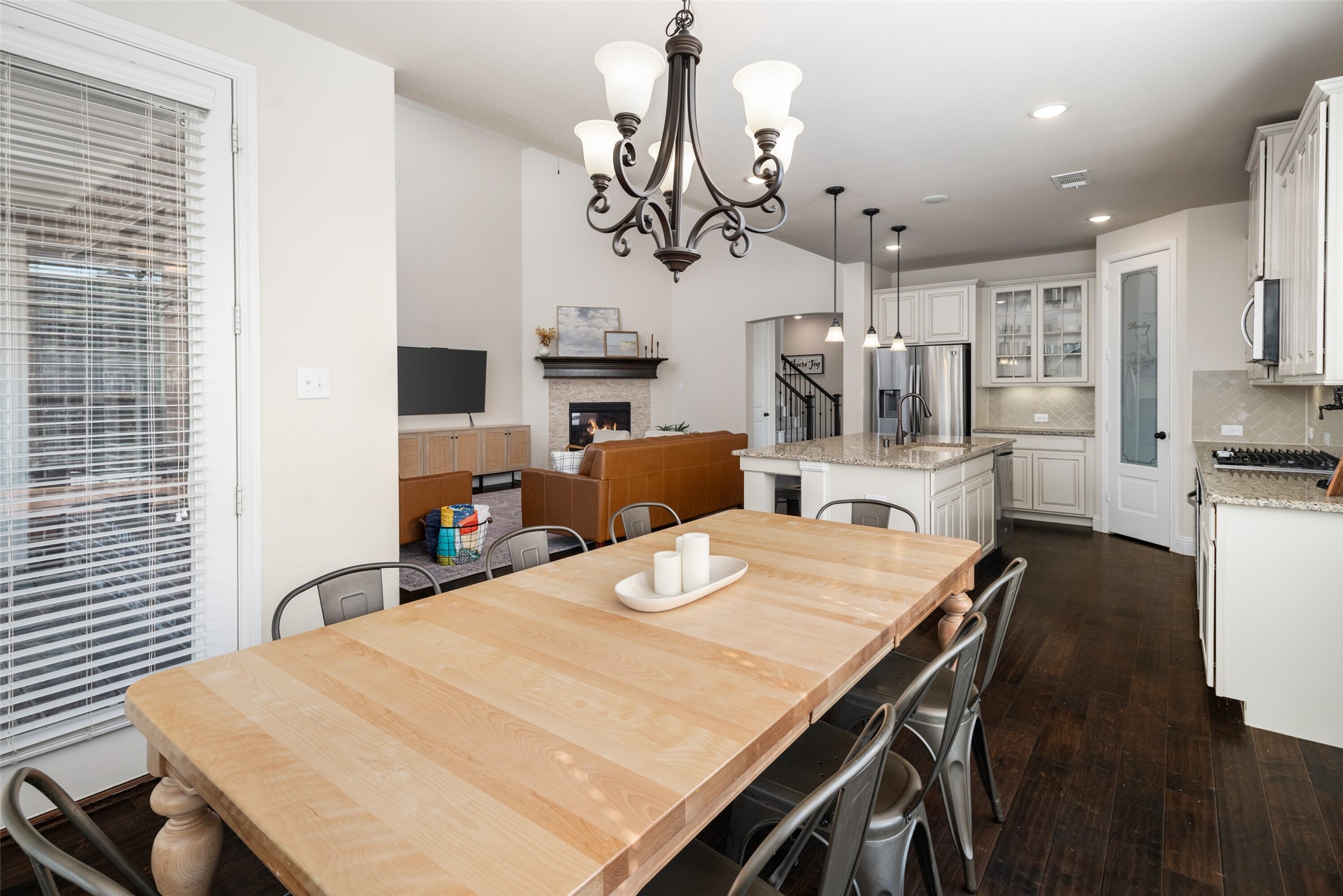 216 Village Creek Drive