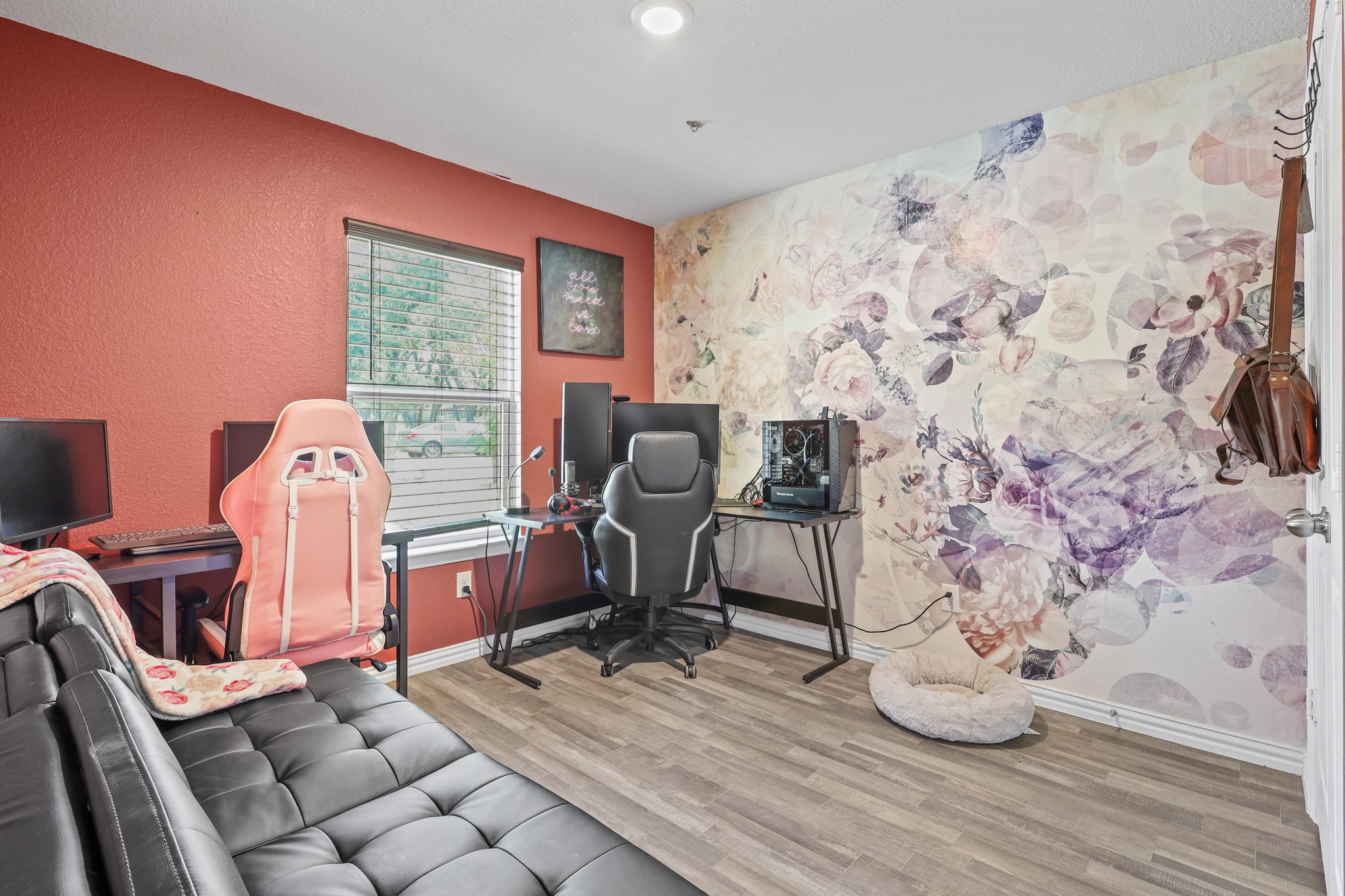 5804 Montague Street