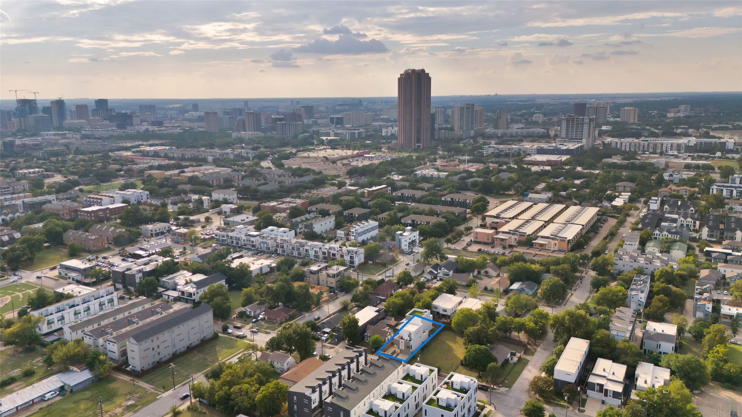 4311 Roseland Avenue