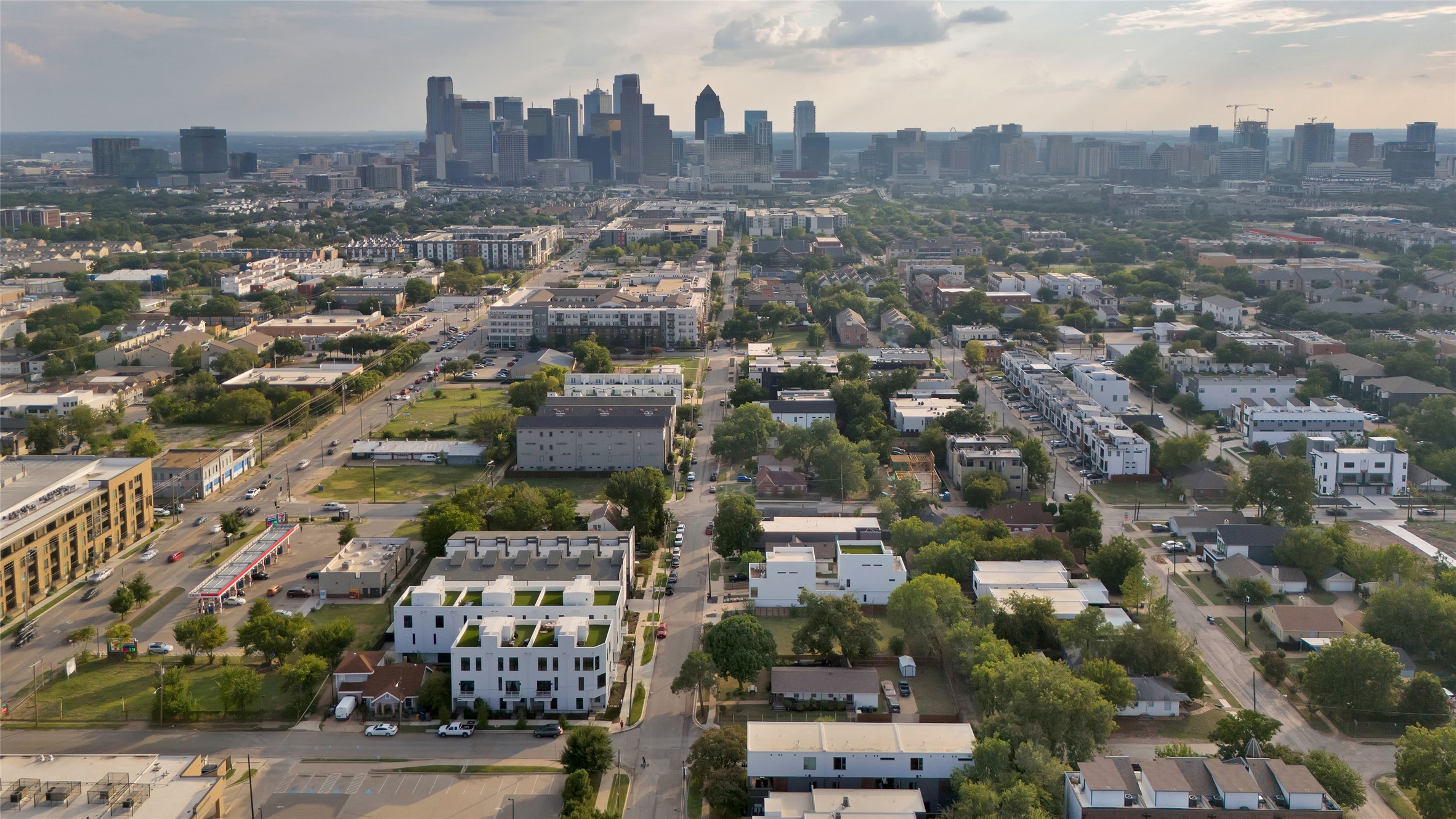 4311 Roseland Avenue