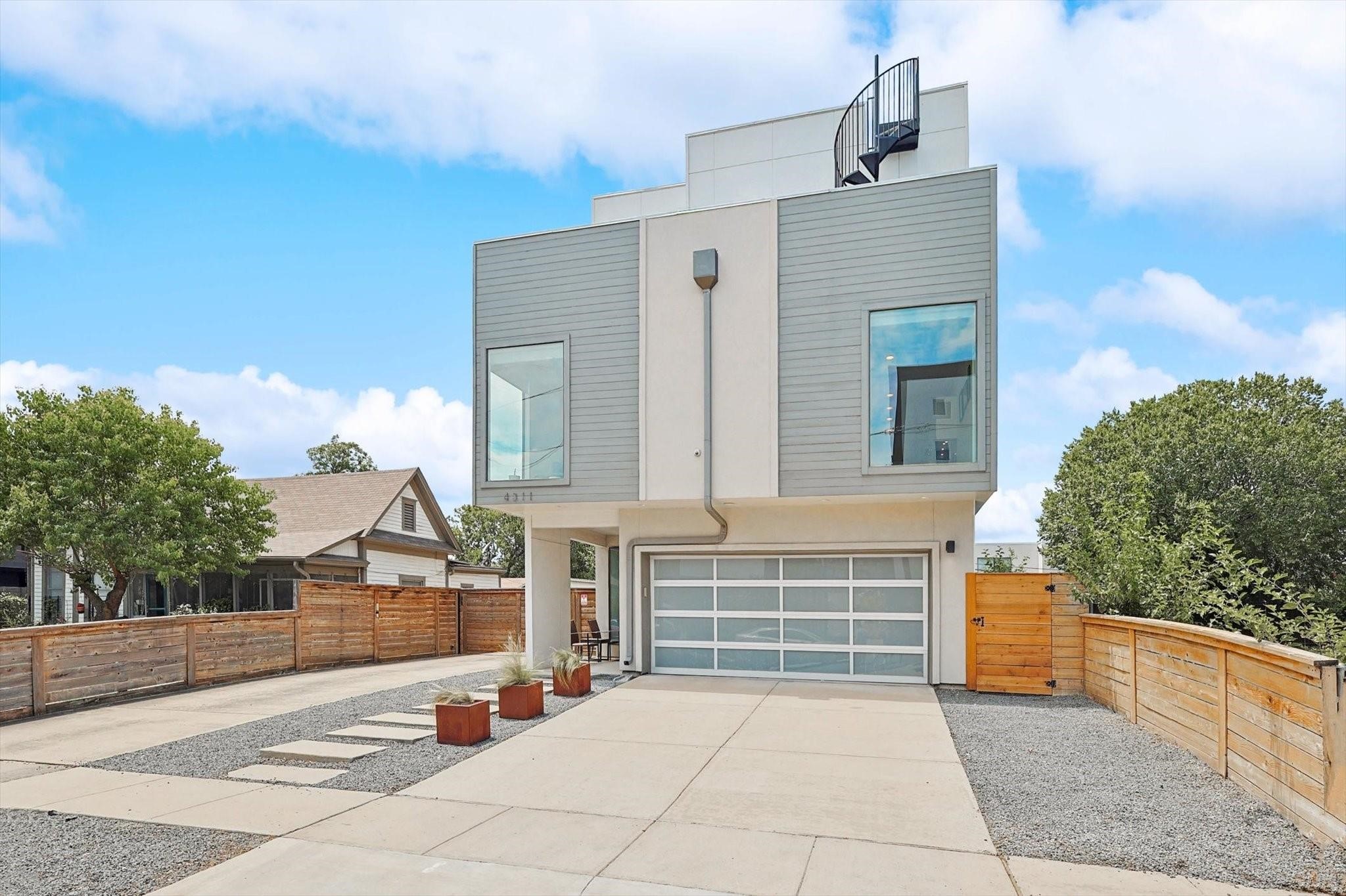 4311 Roseland Avenue