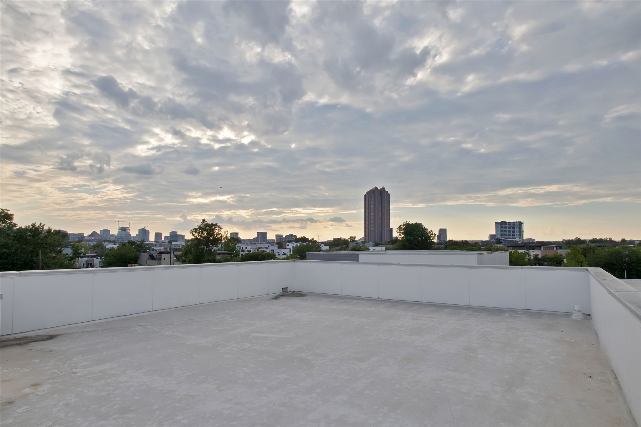 4311 Roseland Avenue