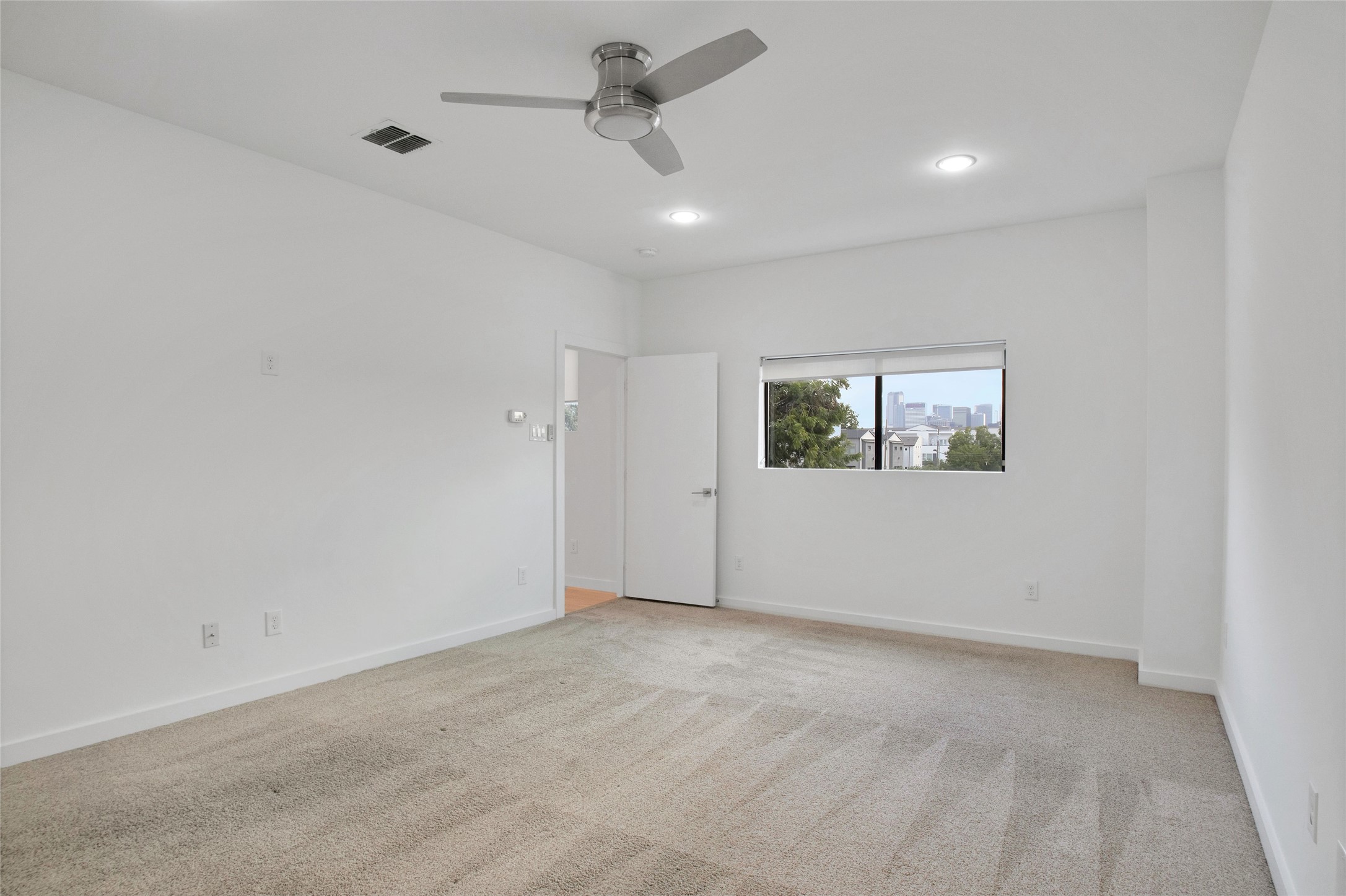 4311 Roseland Avenue