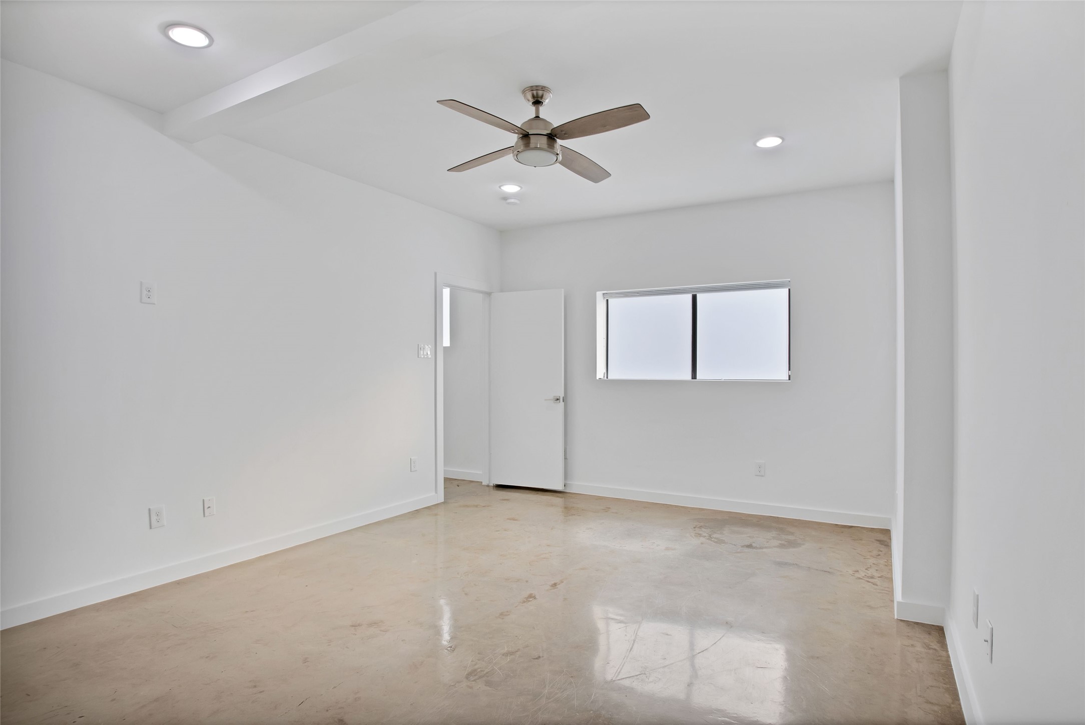 4311 Roseland Avenue