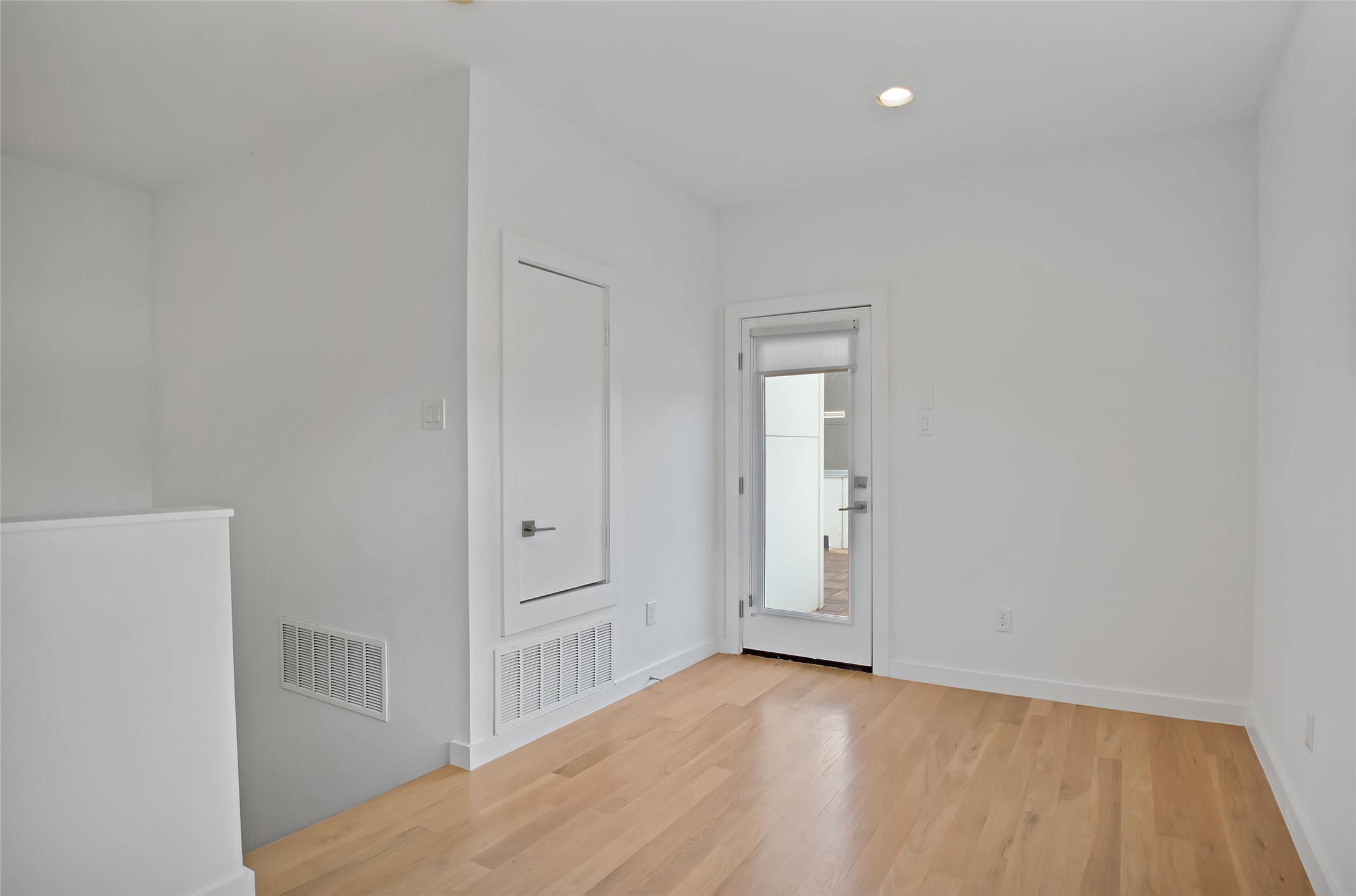 4311 Roseland Avenue