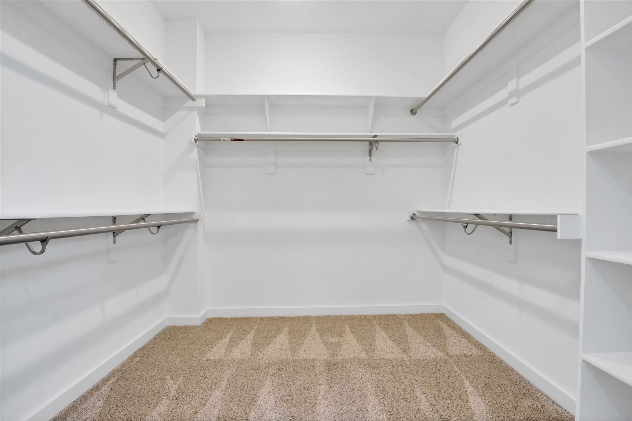 4311 Roseland Avenue