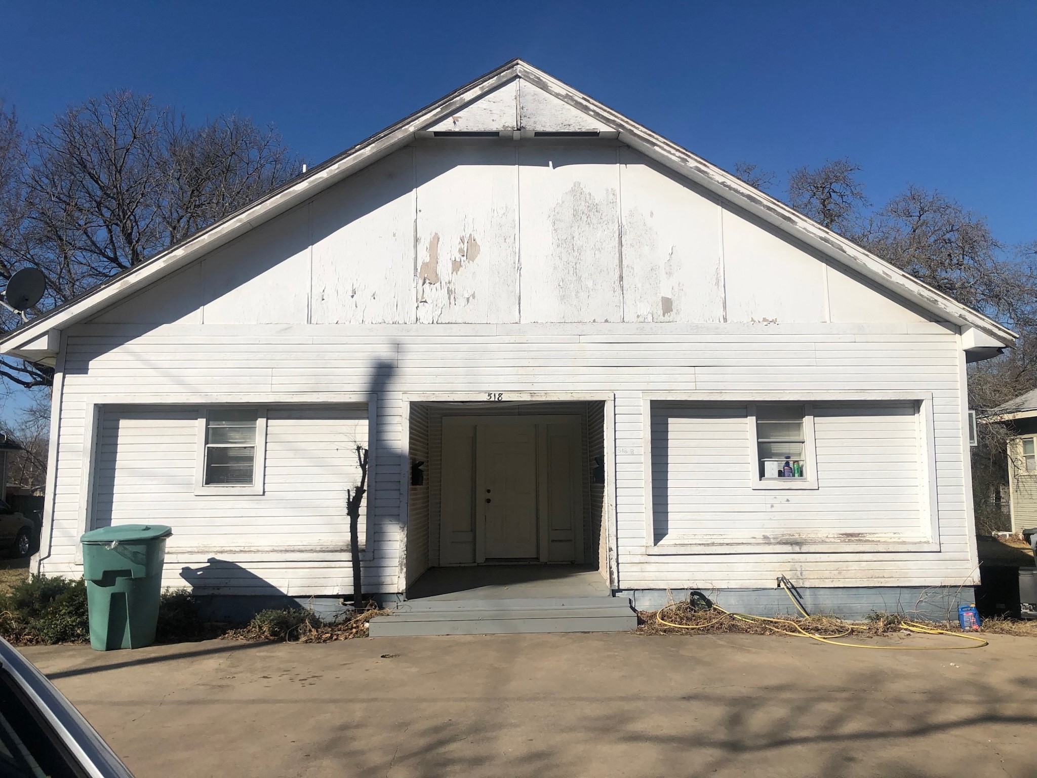 518 S Elm Street B