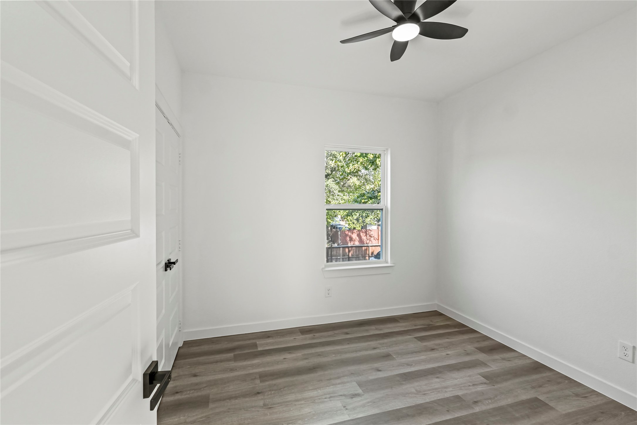 2222 Bethurum Avenue