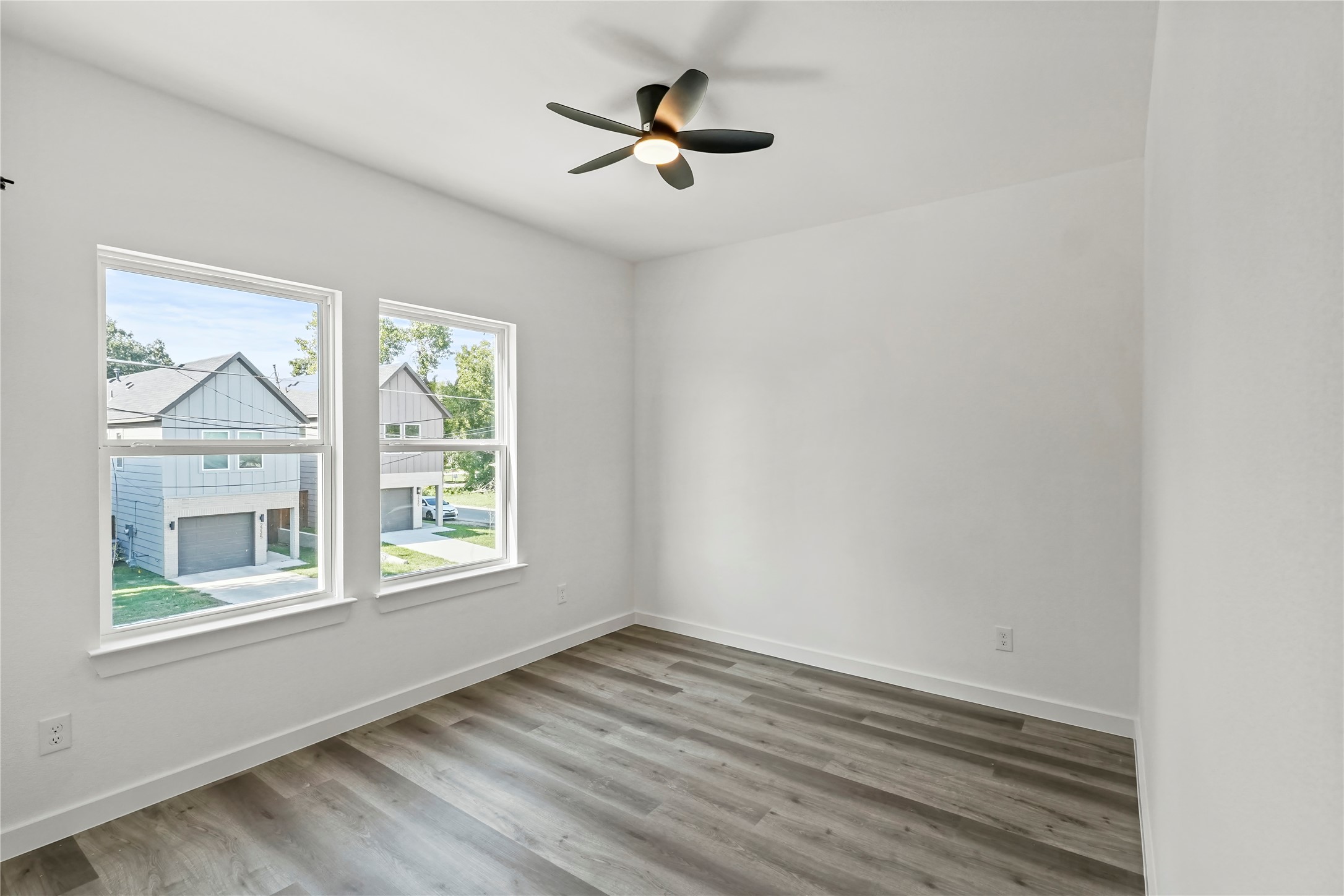 2222 Bethurum Avenue