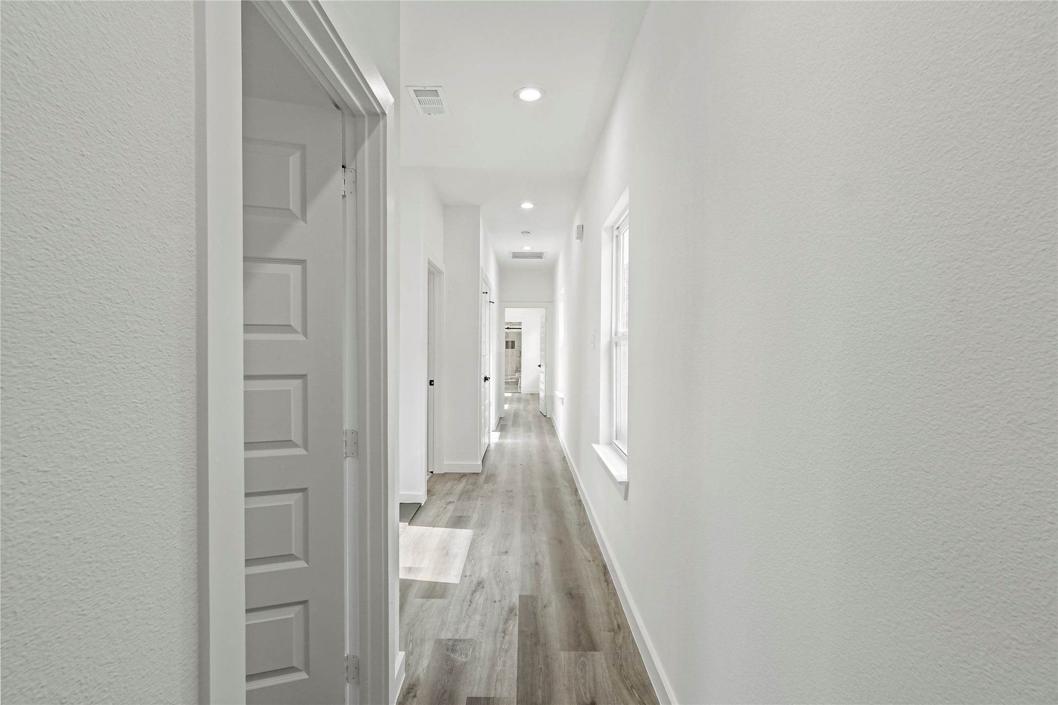 2222 Bethurum Avenue