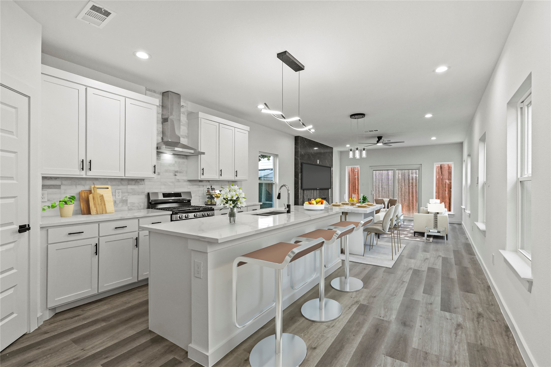 2222 Bethurum Avenue