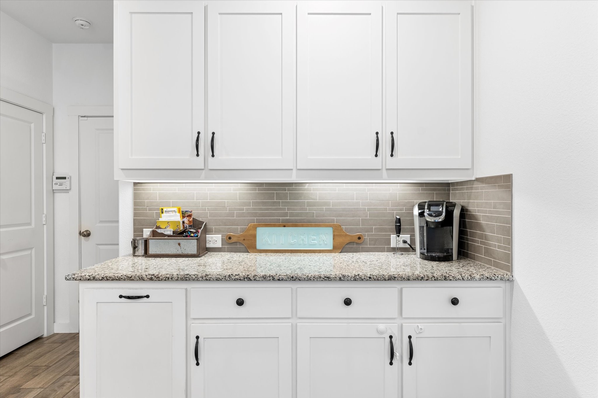 2712 Starburst Drive