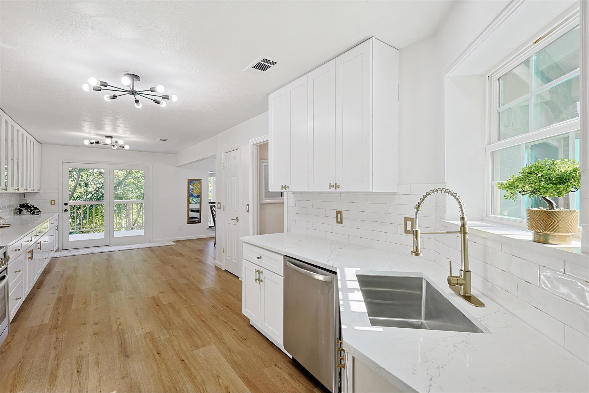 9130 Valley Chapel Lane