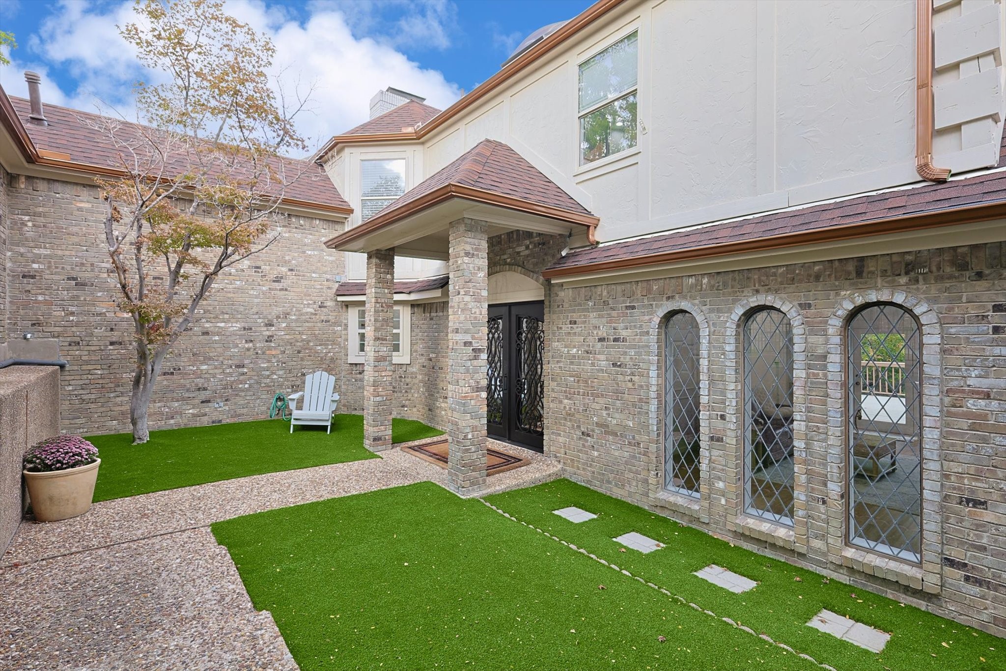 9130 Valley Chapel Lane