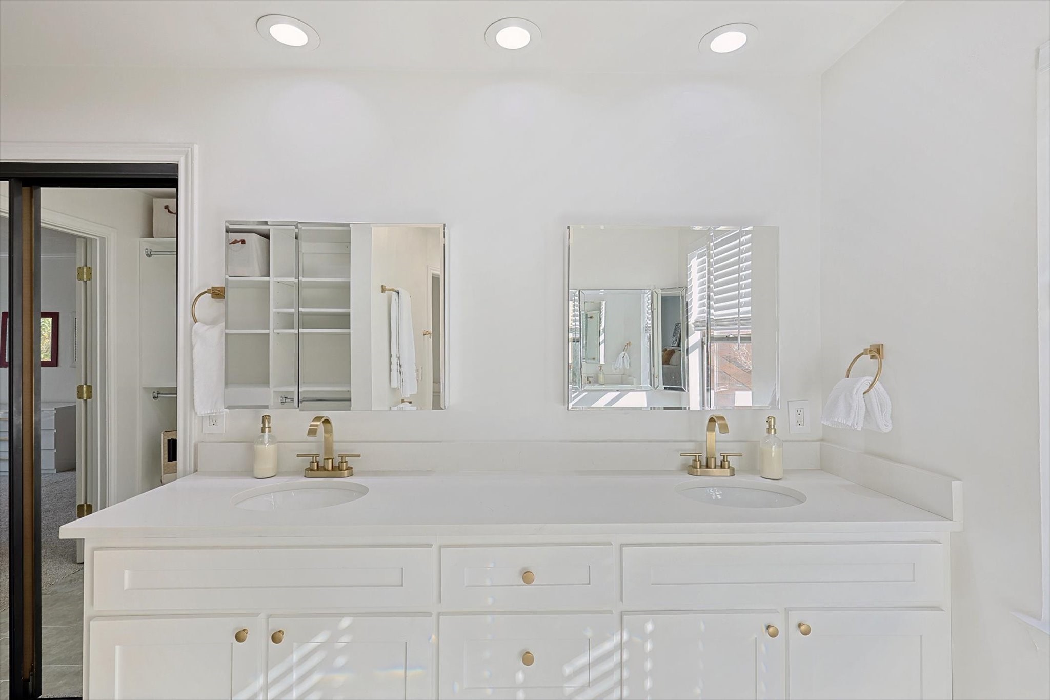 9130 Valley Chapel Lane