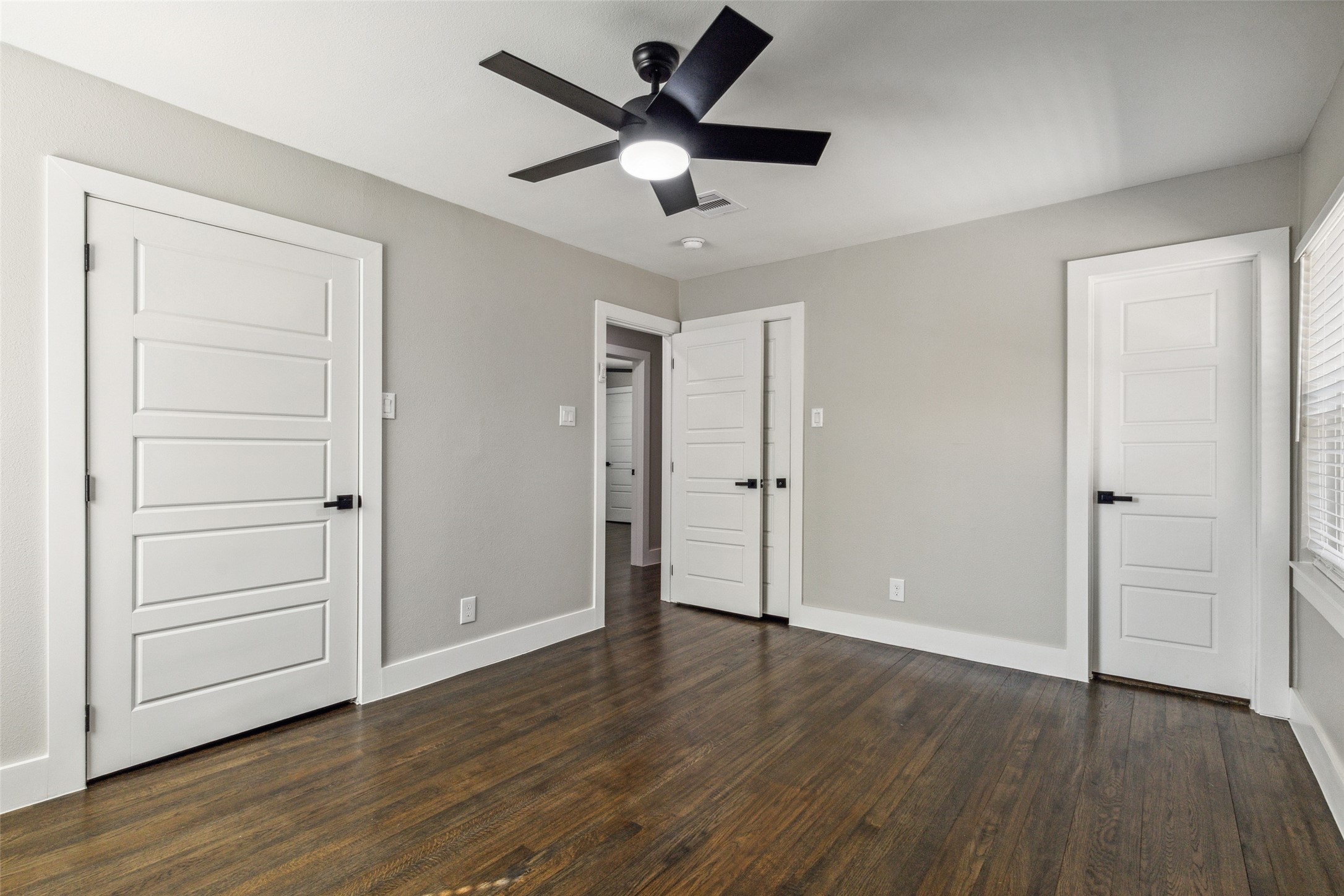 9779 Twin Creek Circle