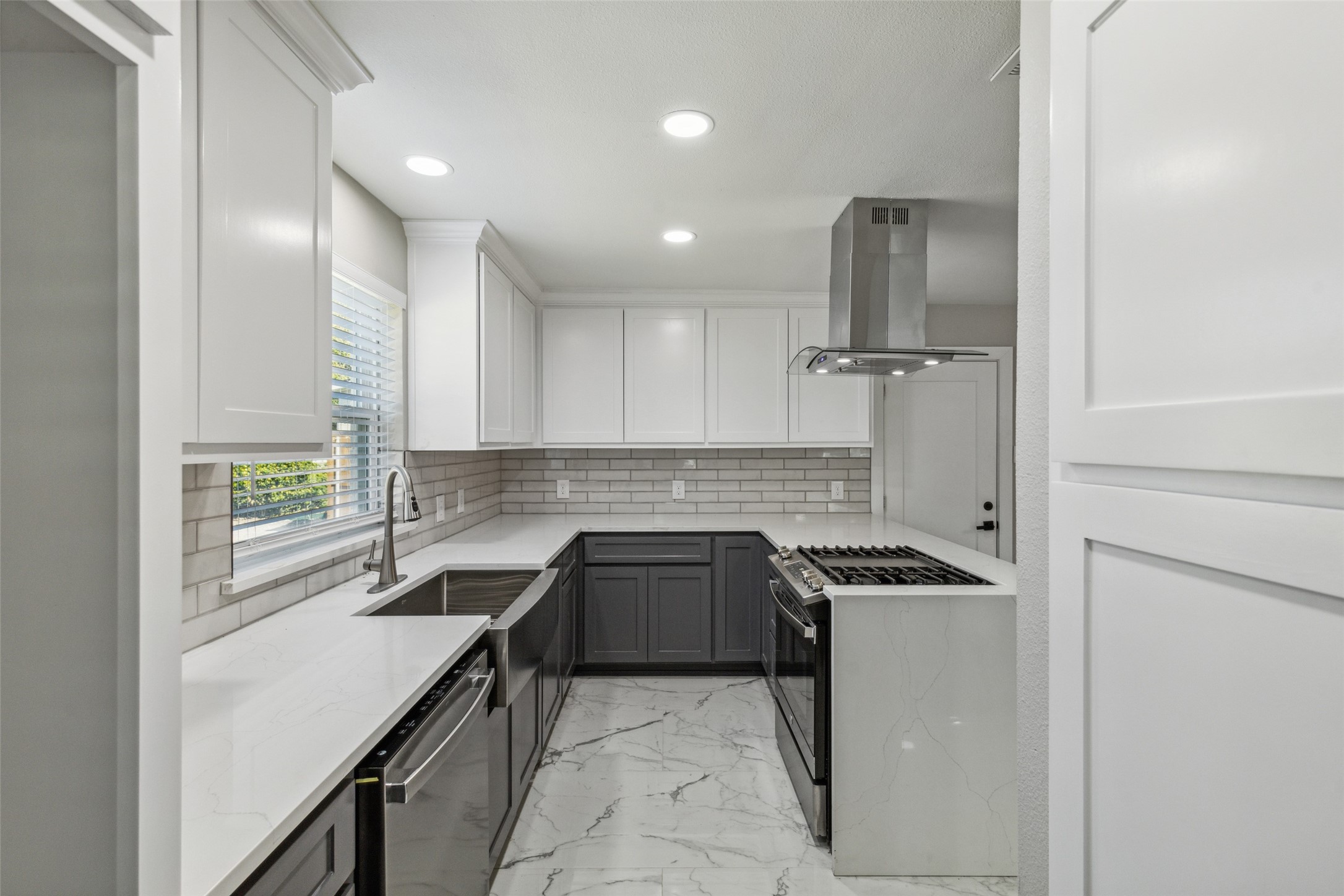 9779 Twin Creek Circle