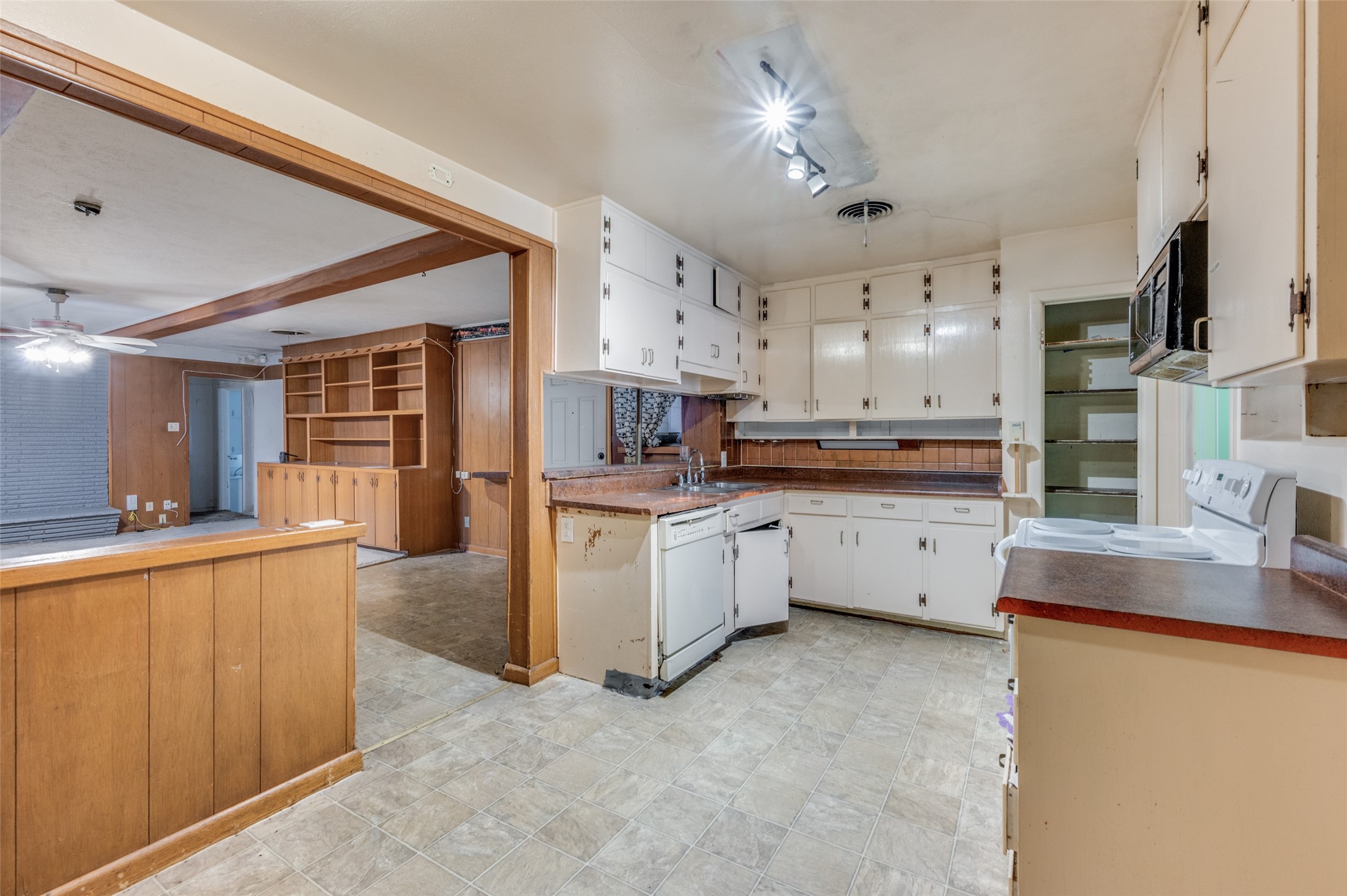 1005 Bonnie Brae Avenue