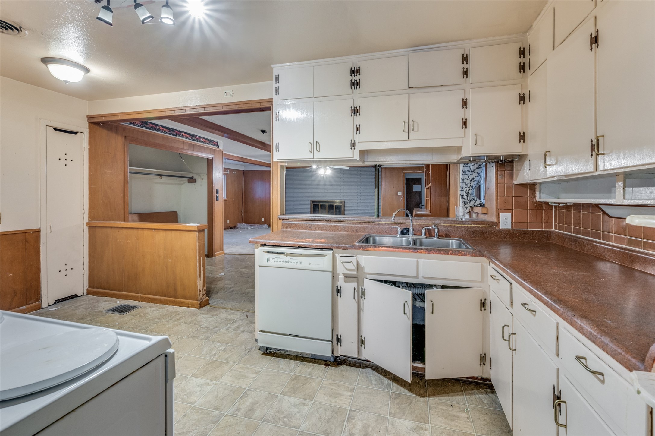 1005 Bonnie Brae Avenue