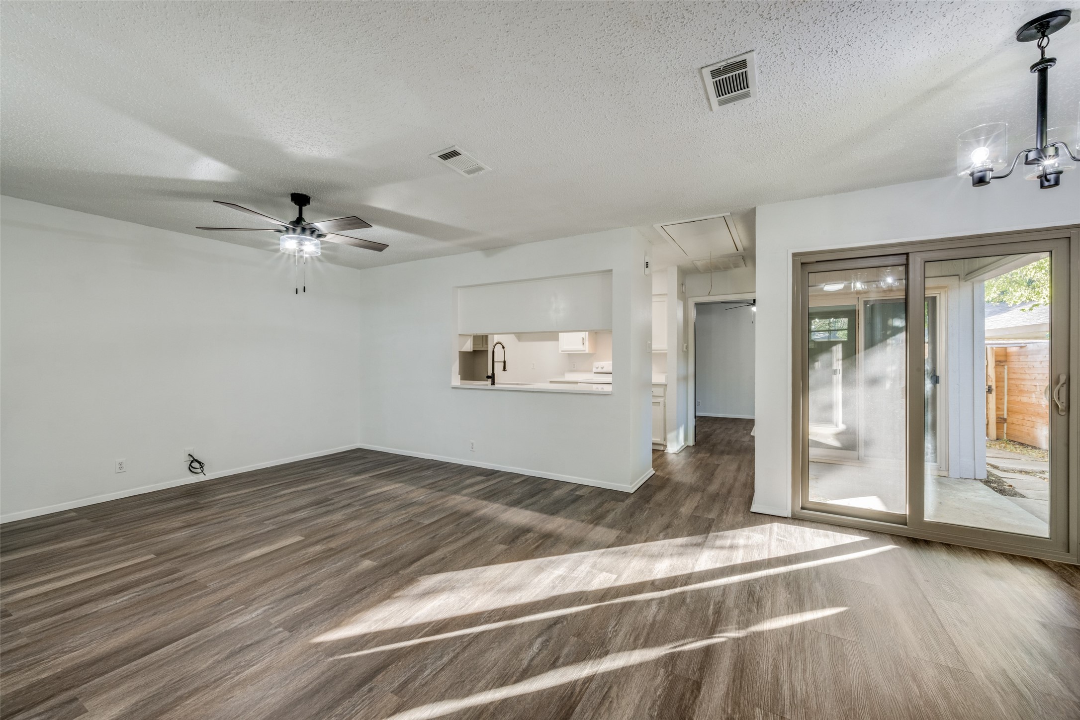 3324 Gardenview Circle