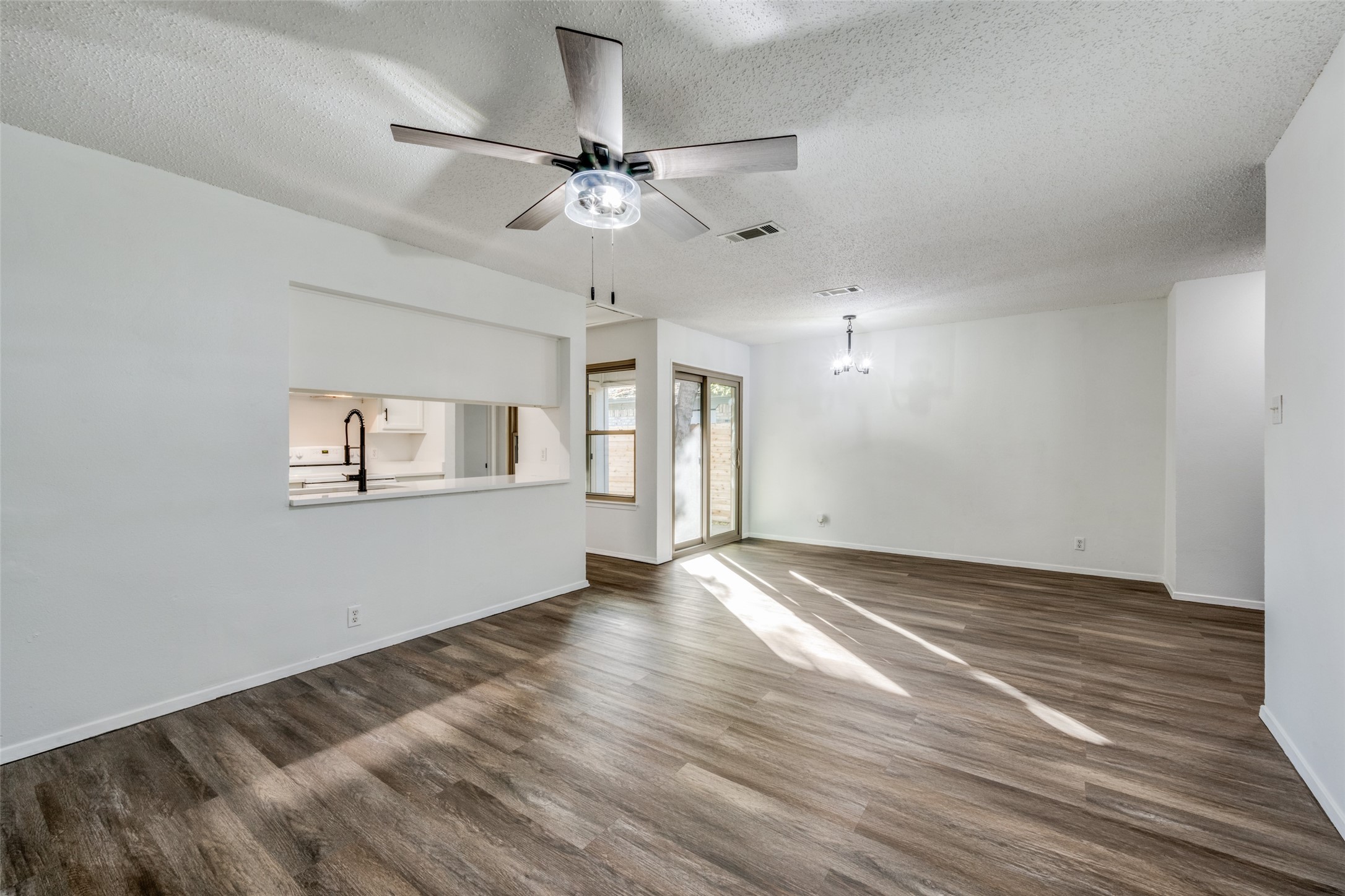 3324 Gardenview Circle