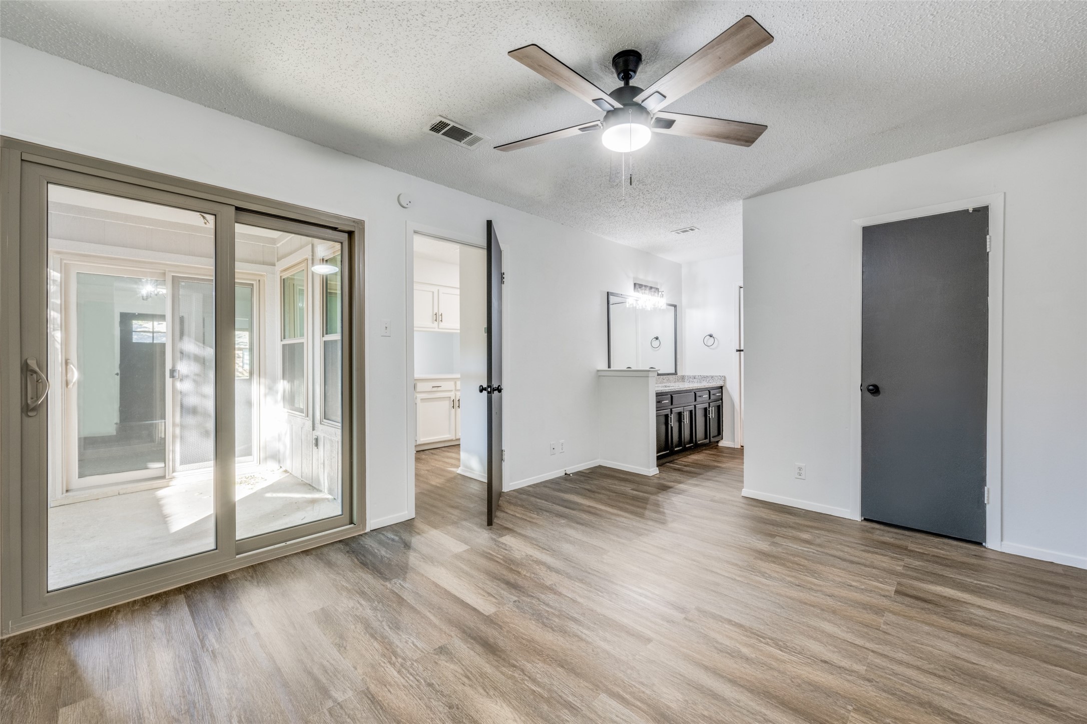 3324 Gardenview Circle