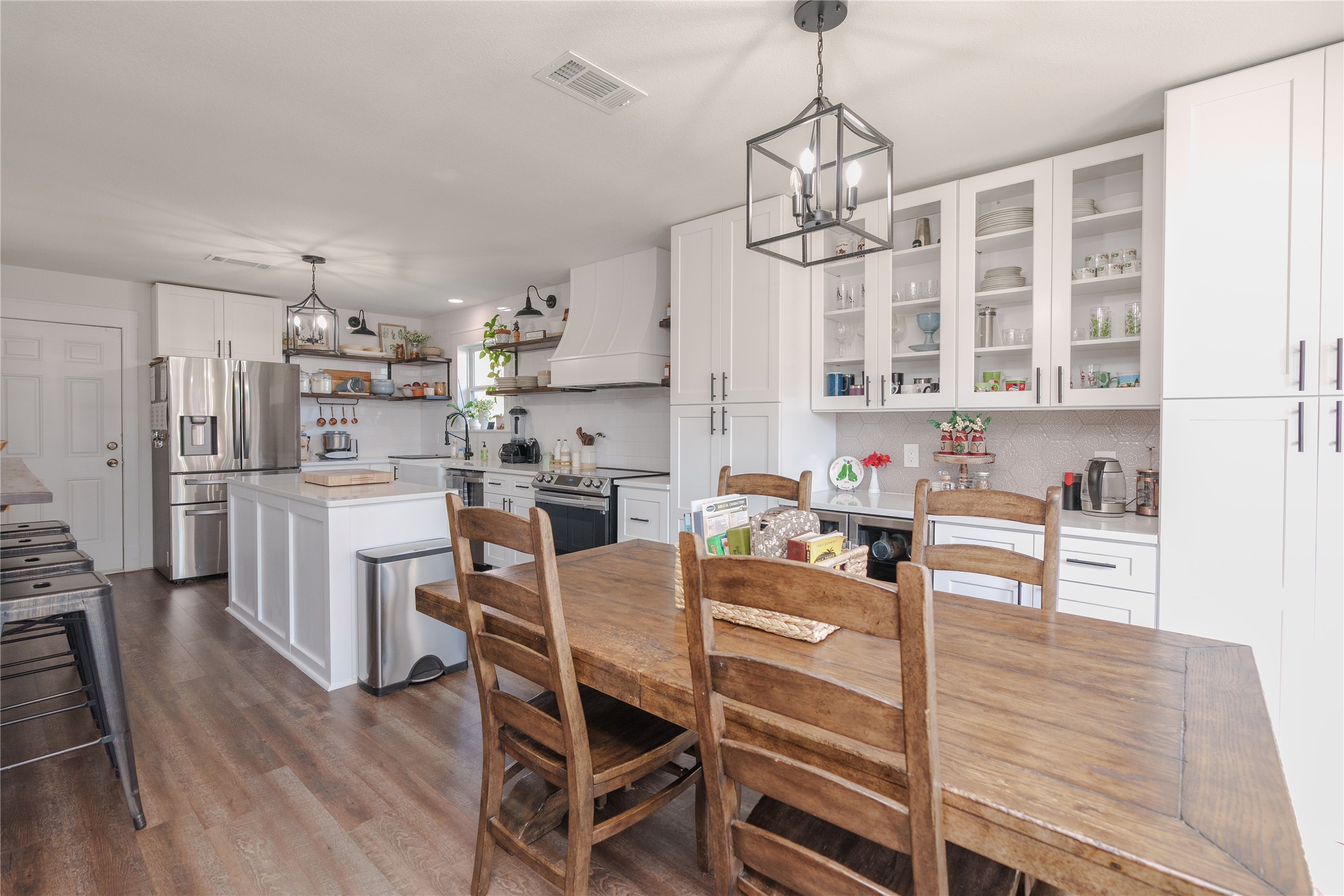 7604 Chasewood Drive