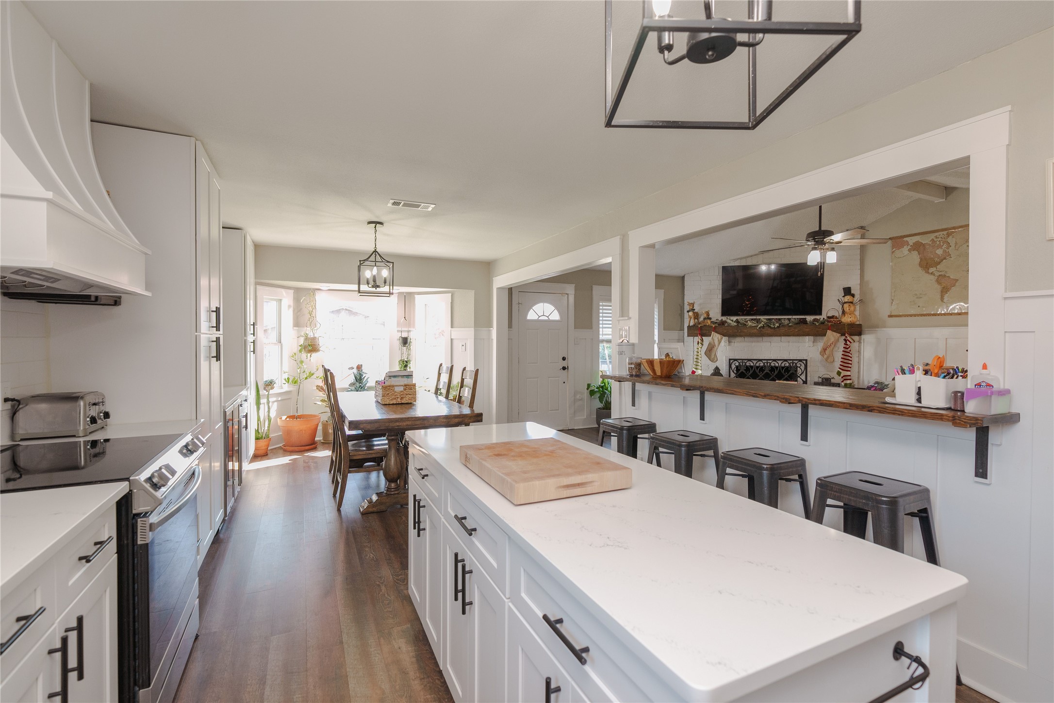 7604 Chasewood Drive