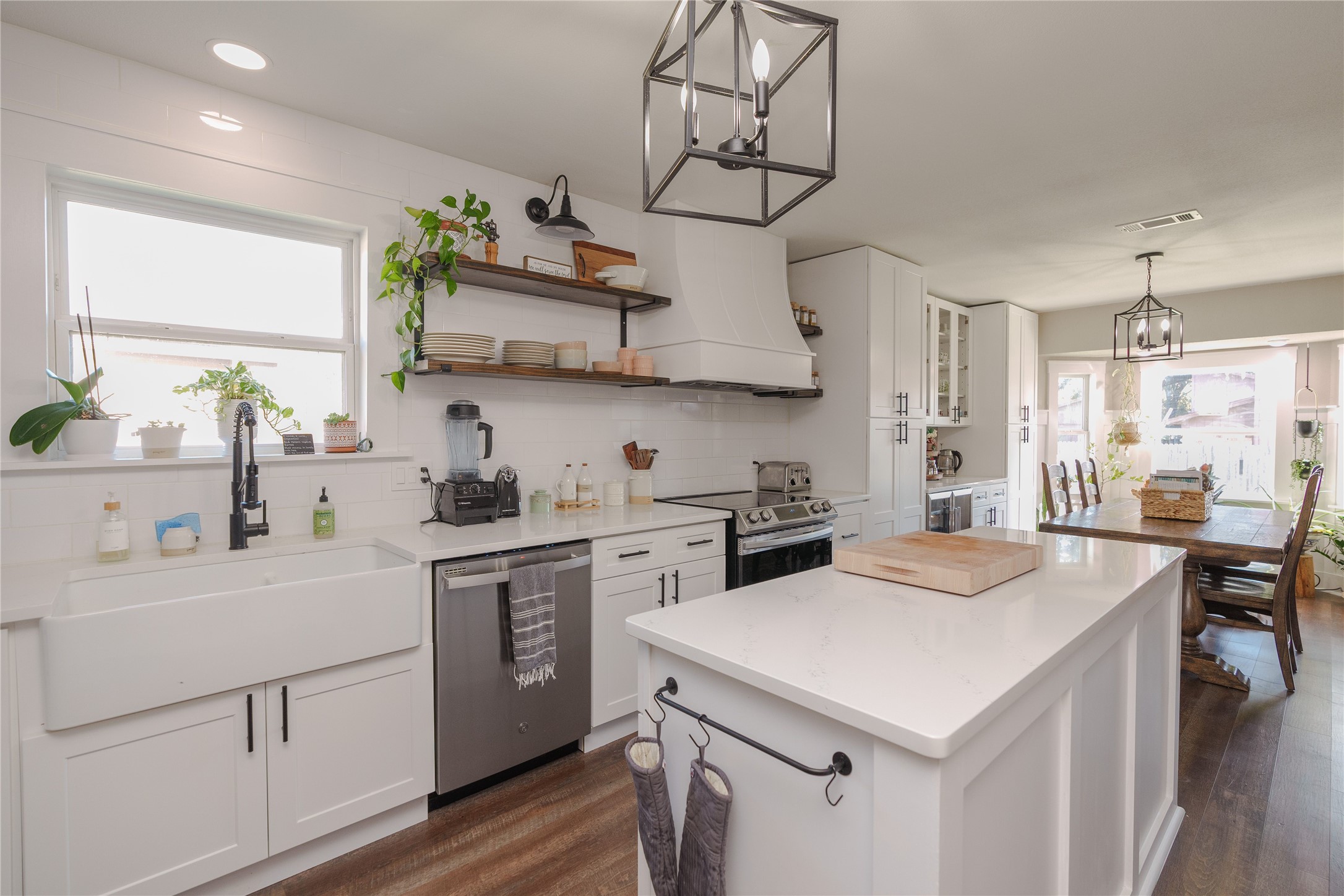 7604 Chasewood Drive