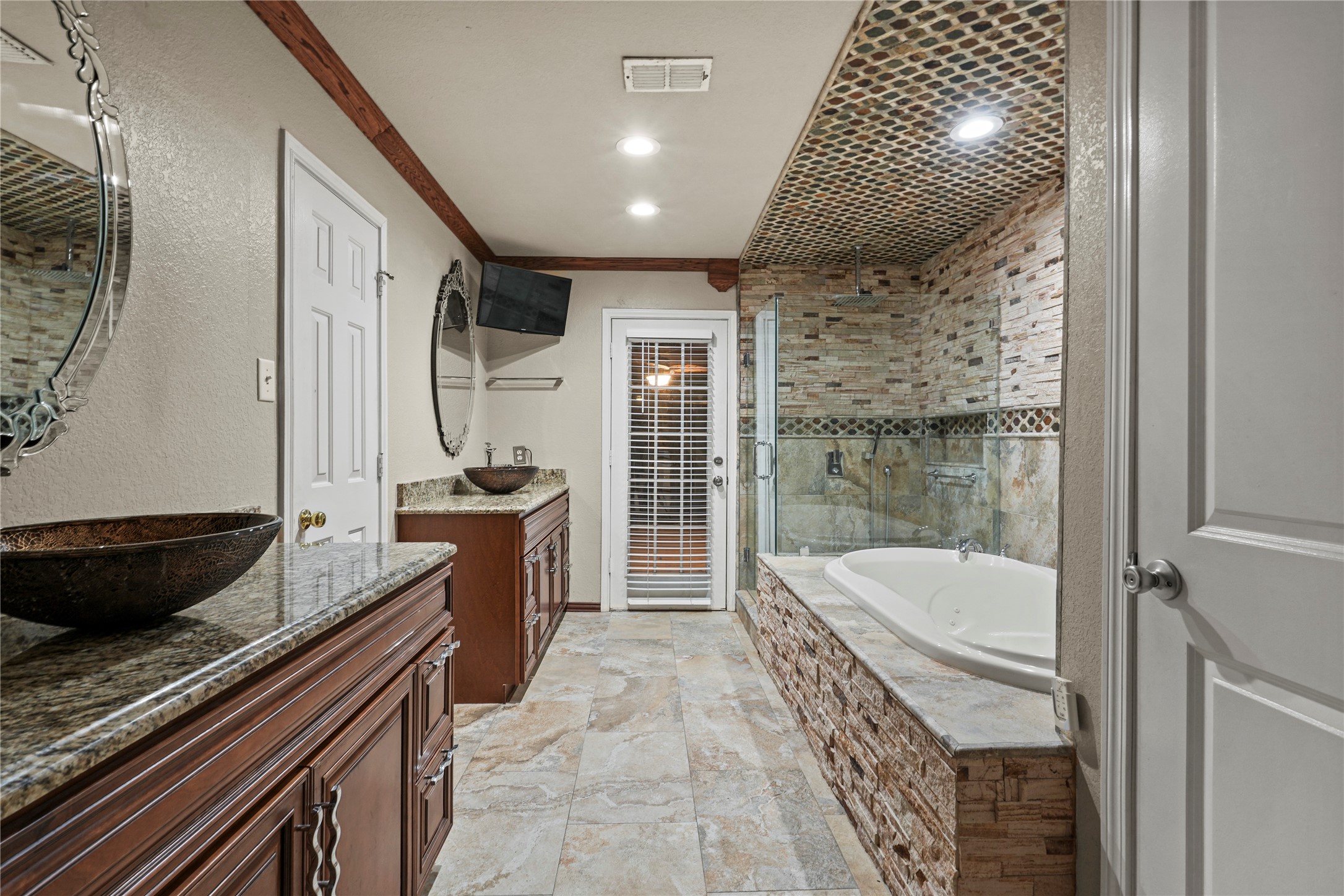 7201 Chambers Creek Lane