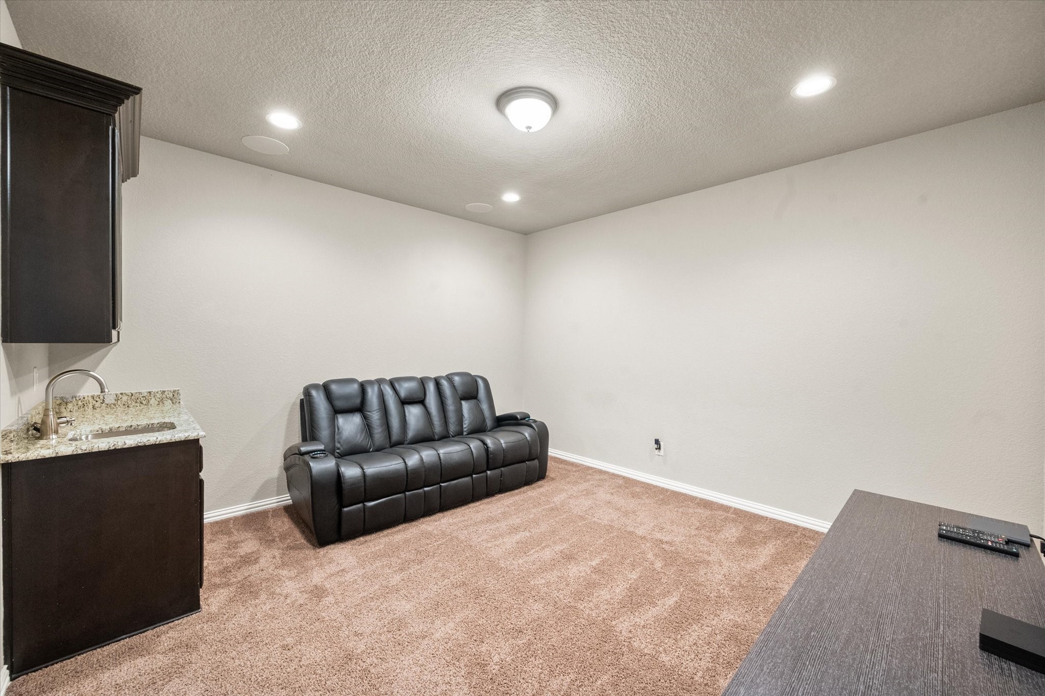 4601 Sunflower Drive