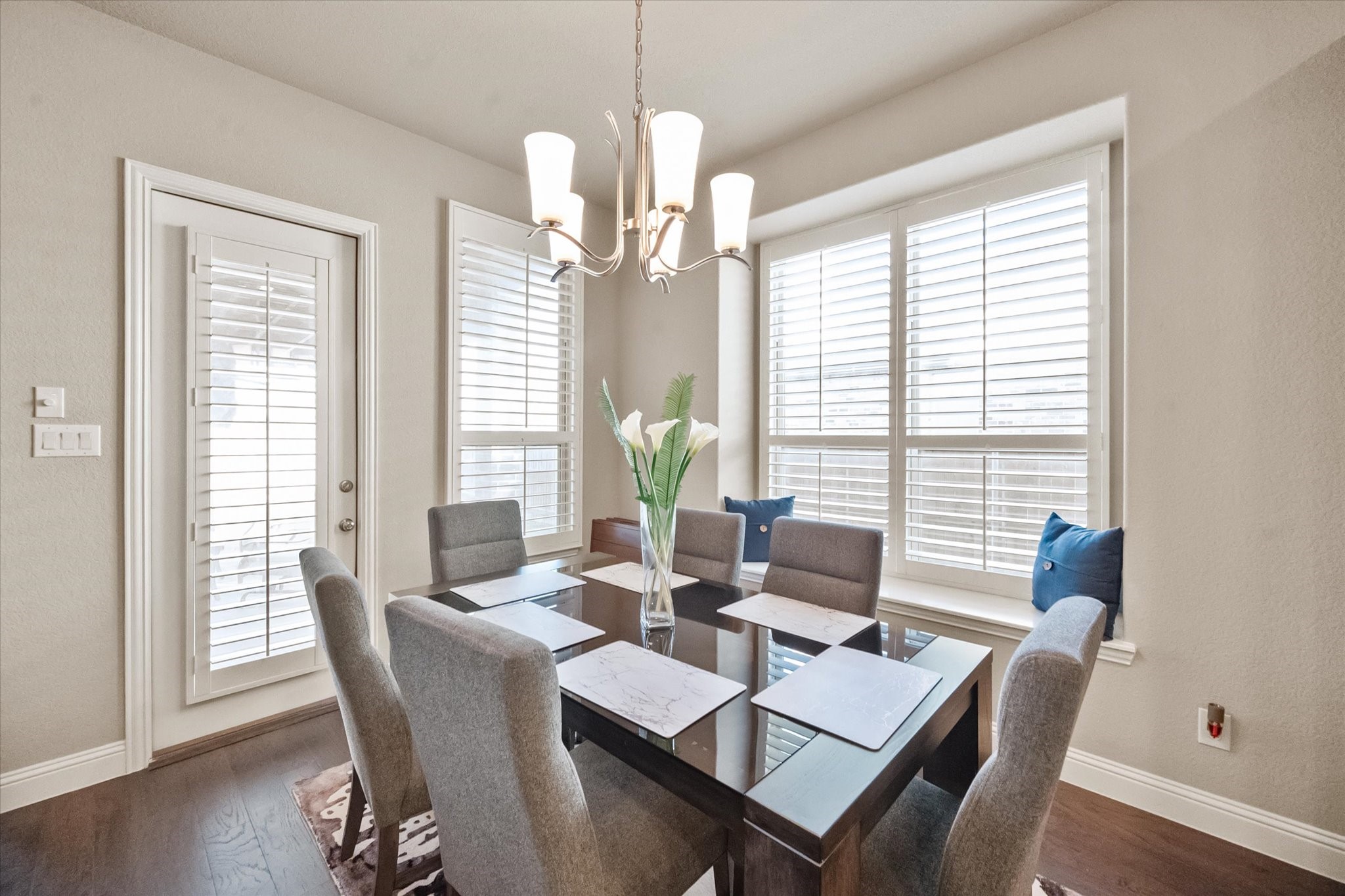 4601 Sunflower Drive