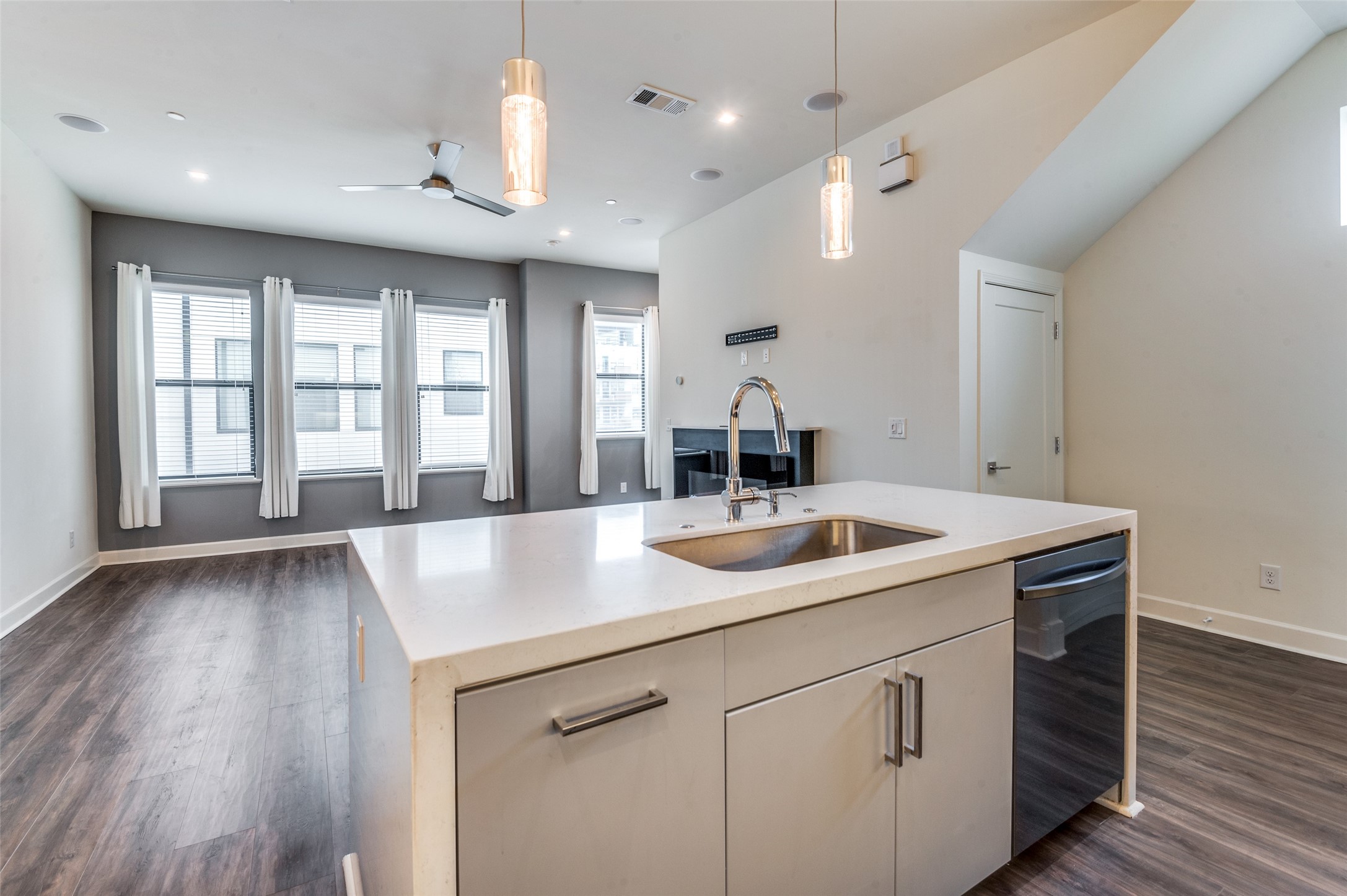 1813 Park Avenue 107