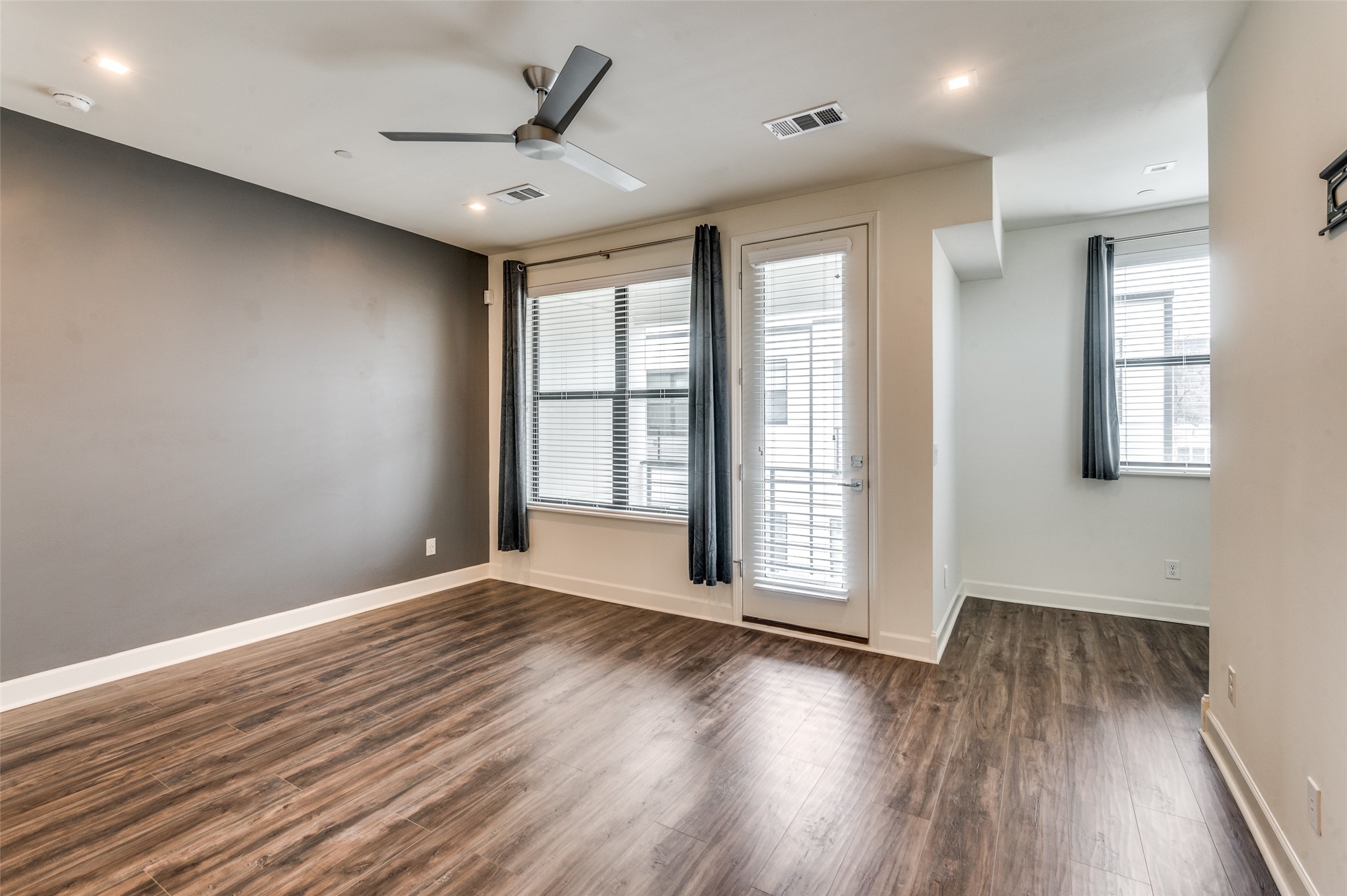 1813 Park Avenue 107