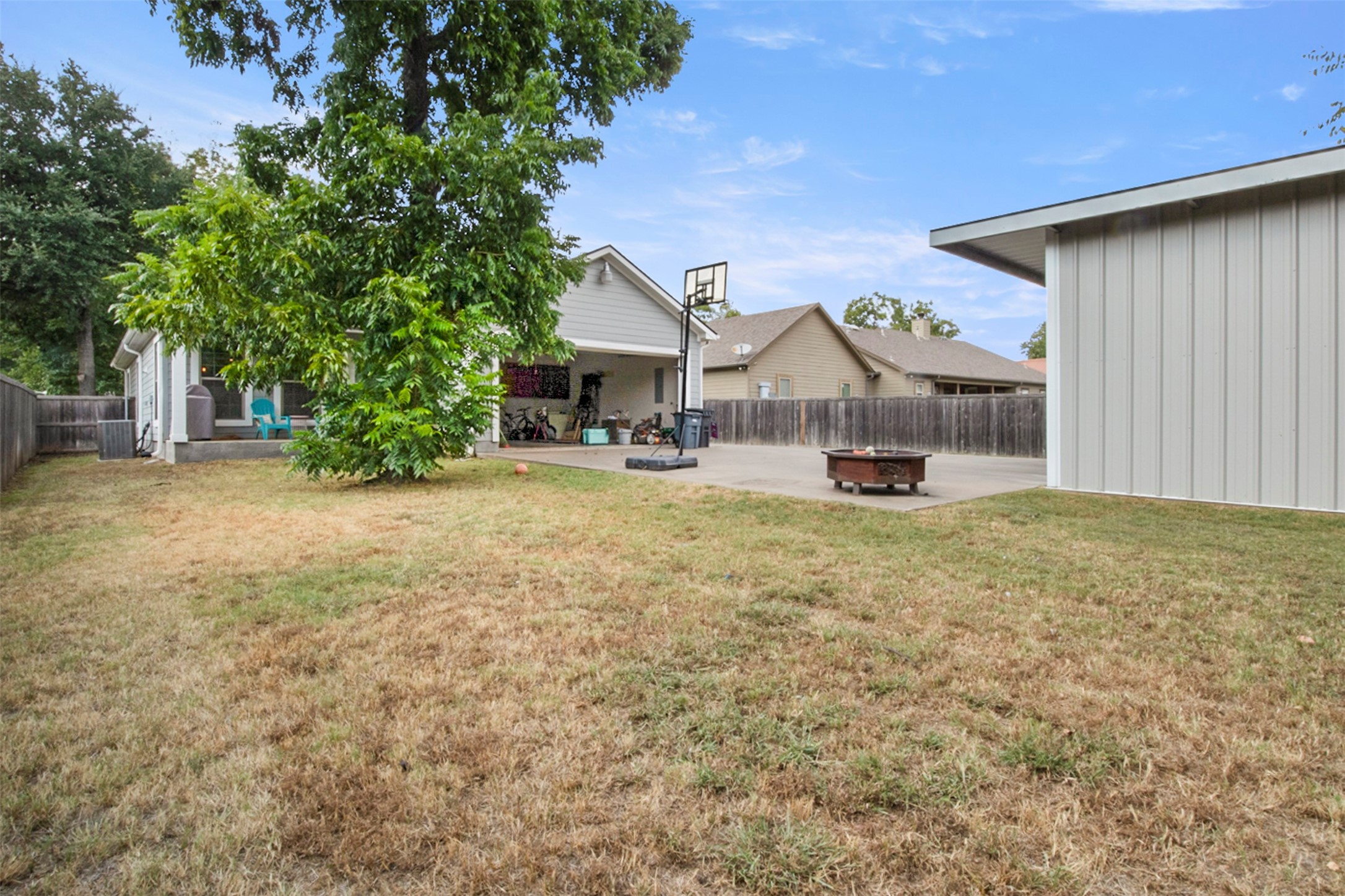 112 Westvue Street