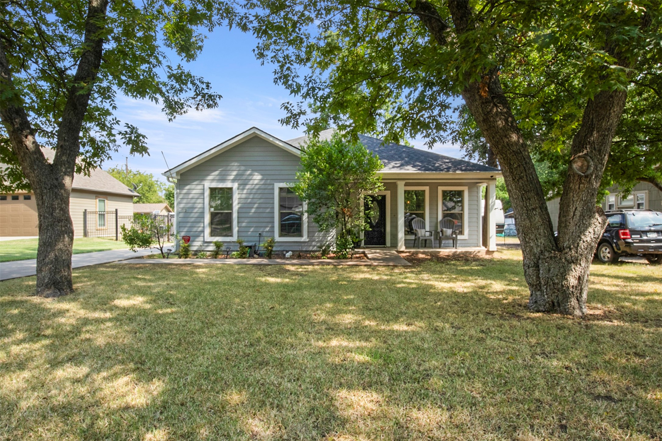112 Westvue Street