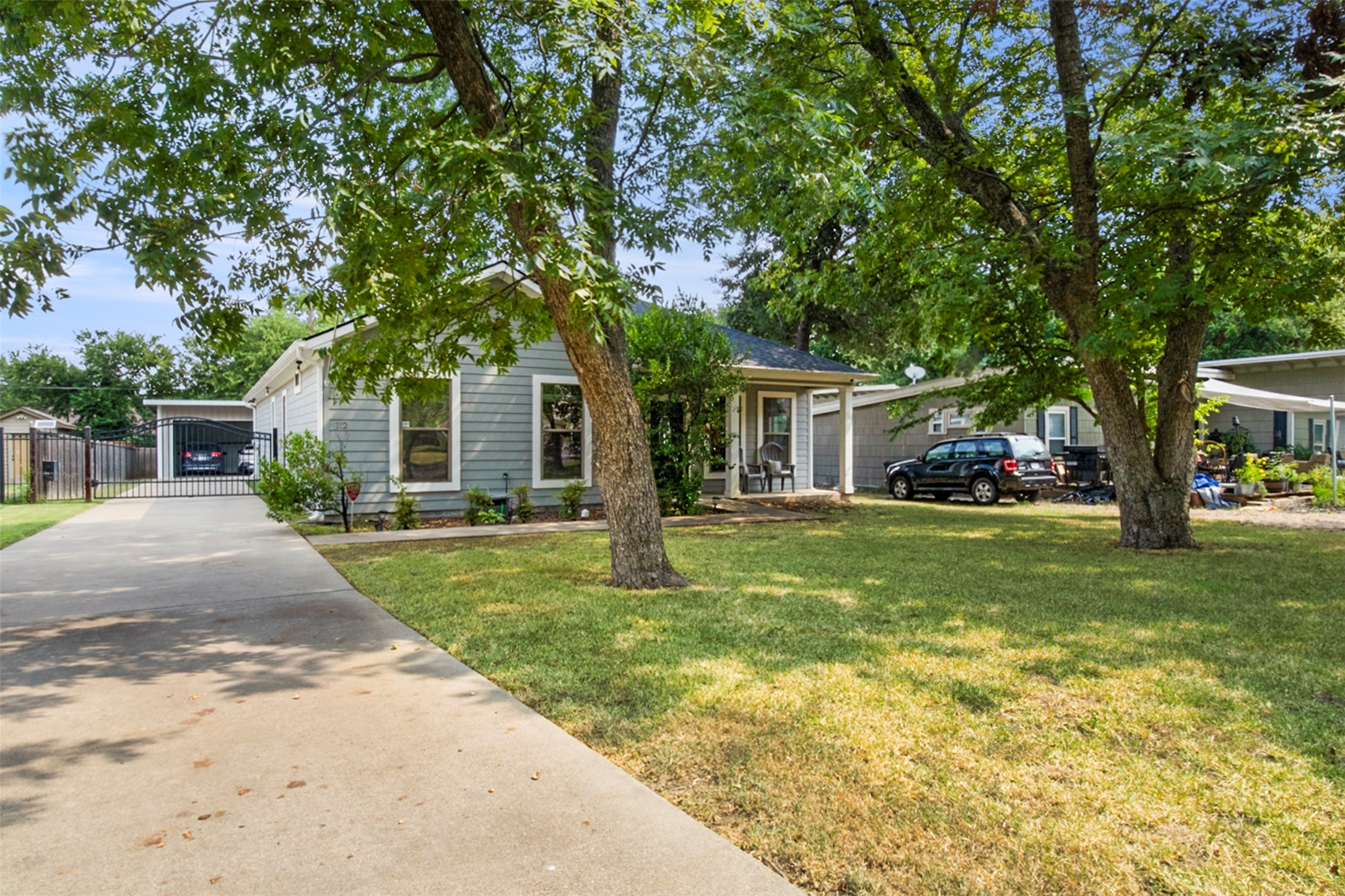 112 Westvue Street